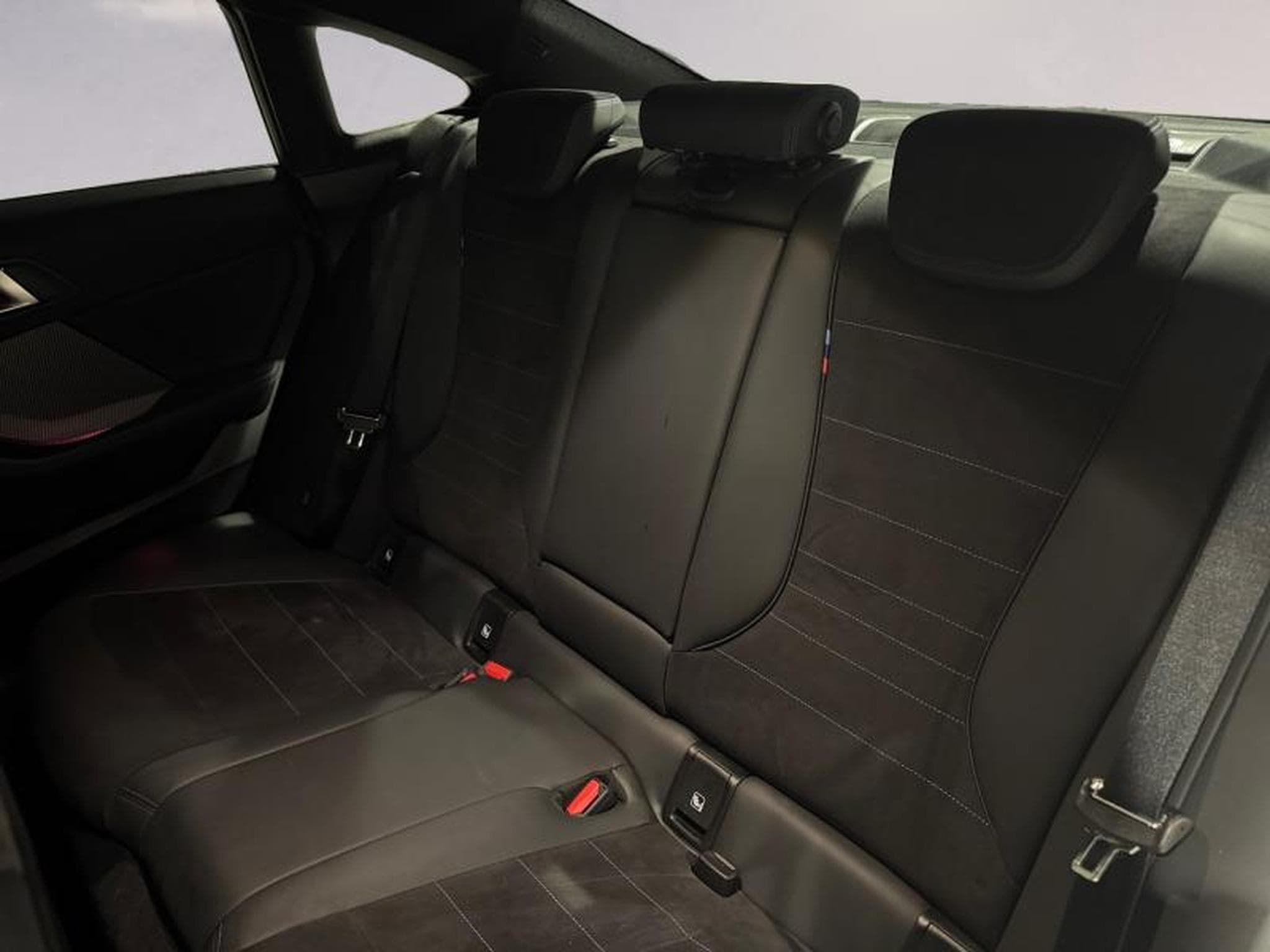 BMW 220 220i Grancoupé M-Sport (2025) - Photo 14