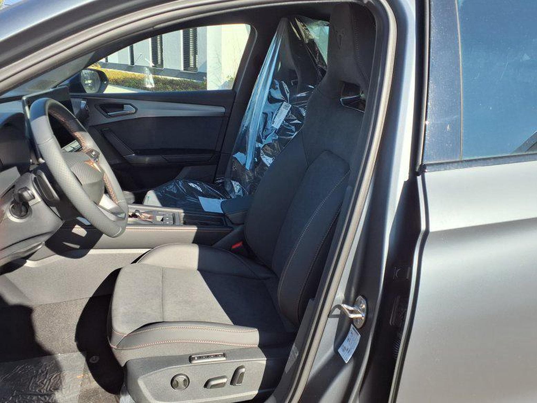 Cupra Leon 2.0 TDI 7-Gang-DSG (2026) - Foto 7