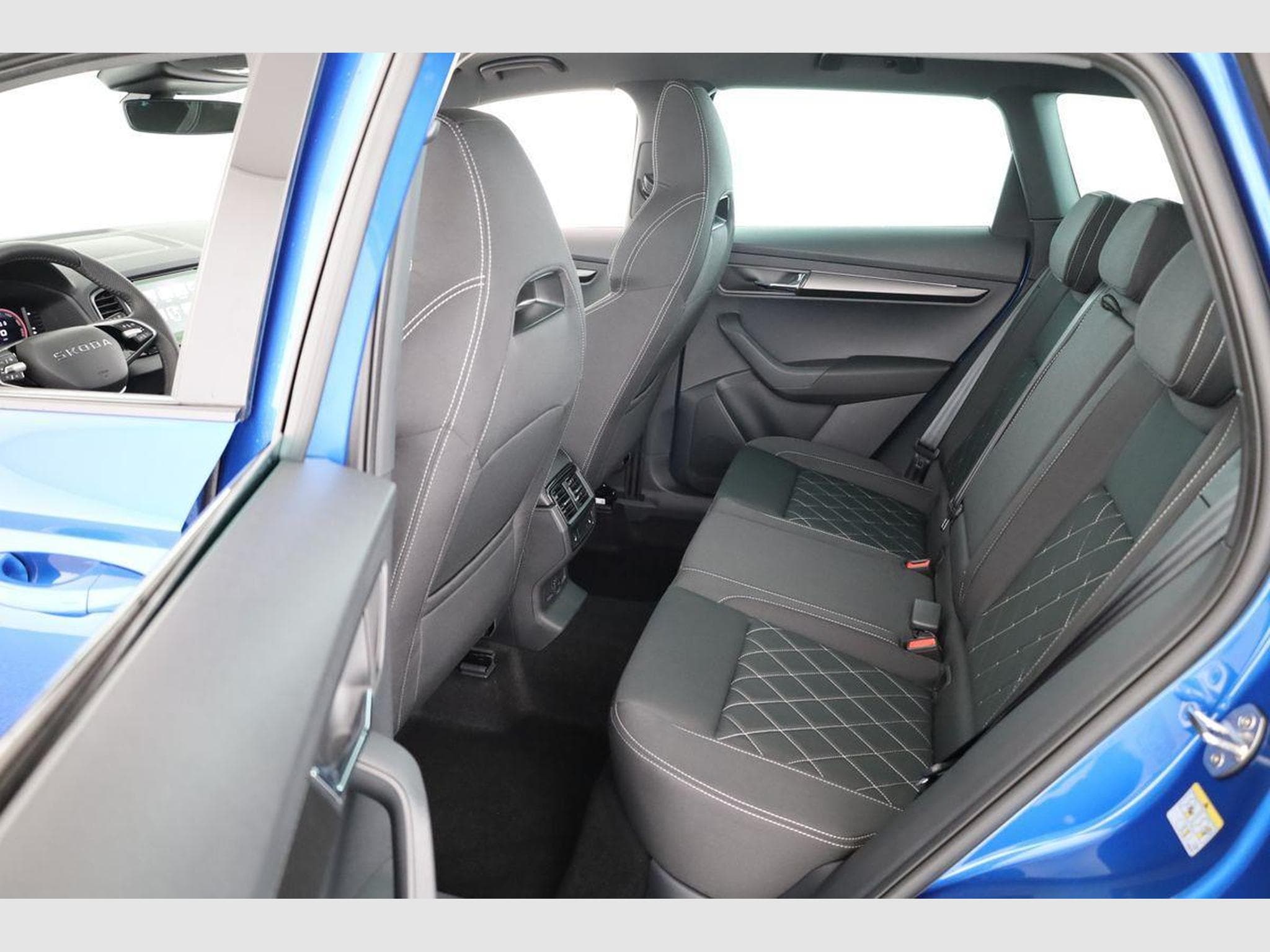 Skoda Karoq Sportline (2026) - Foto 13