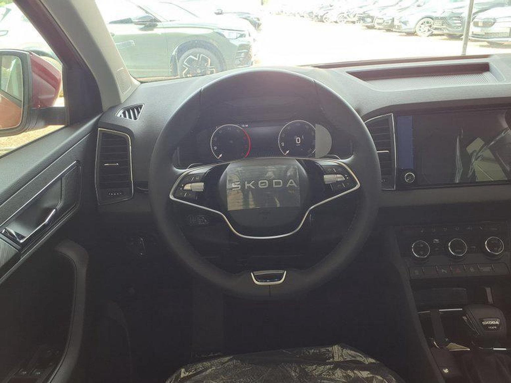 Skoda Karoq Selection 2.0 TDI 7-Gang-DSG 4x4 (2026) - Foto 8