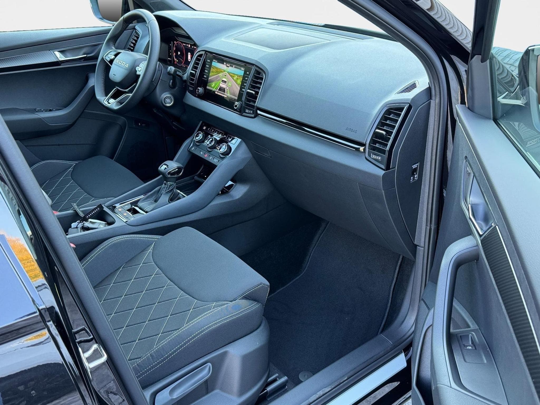 Skoda Karoq Sportline (2026) - Foto 8