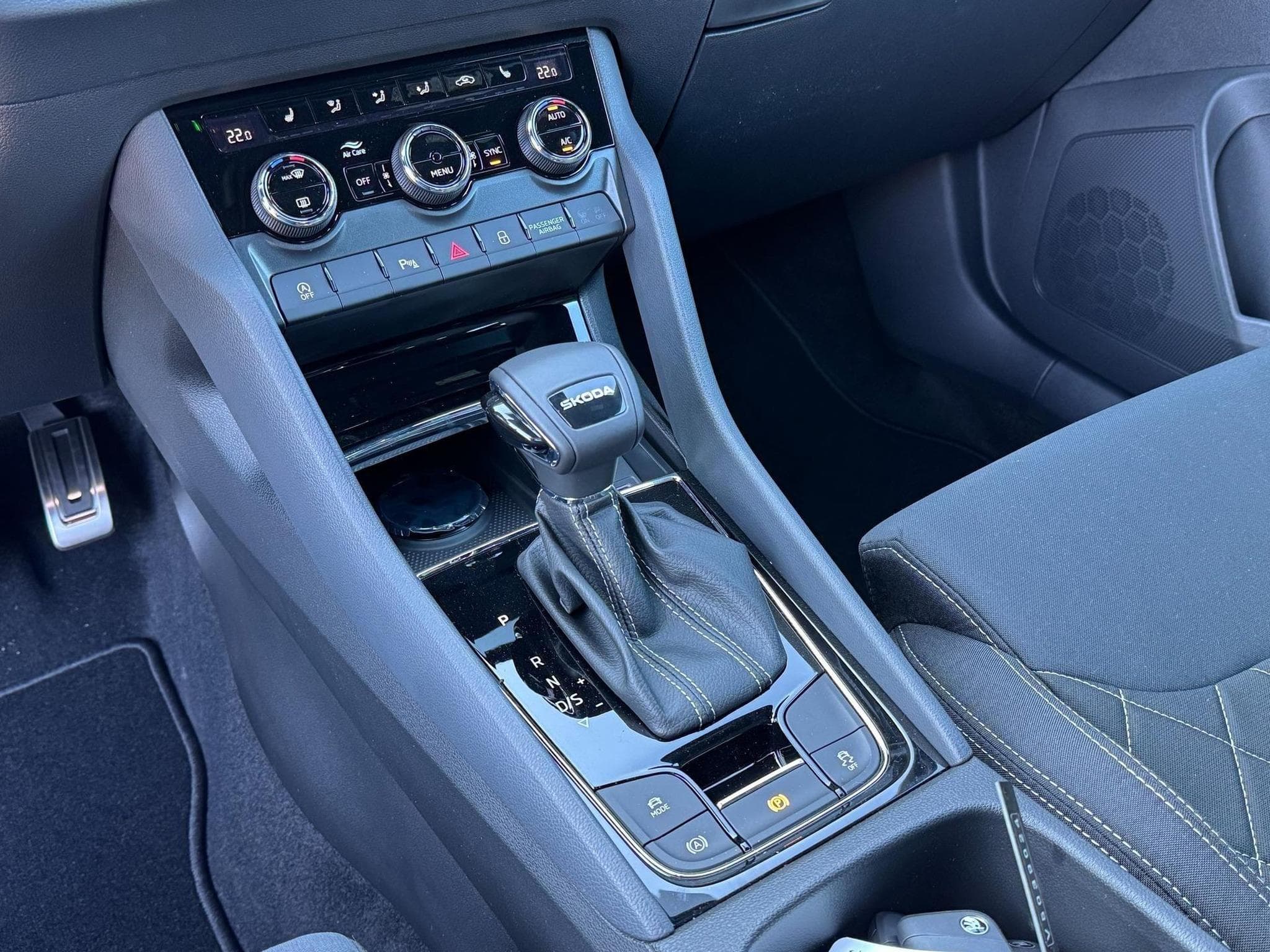 Skoda Karoq Sportline (2026) - Foto 14