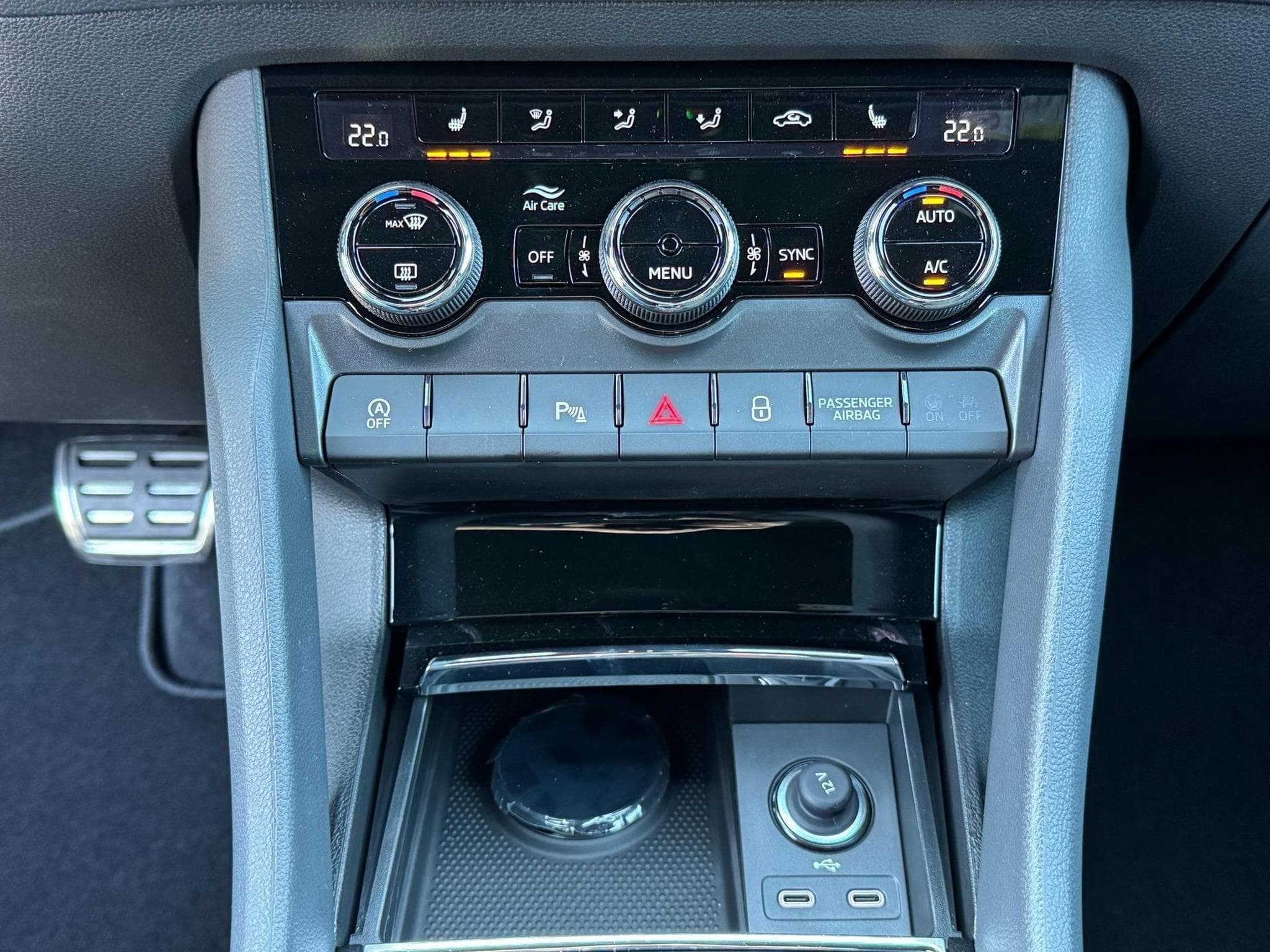Skoda Karoq Sportline (2026) - Foto 16