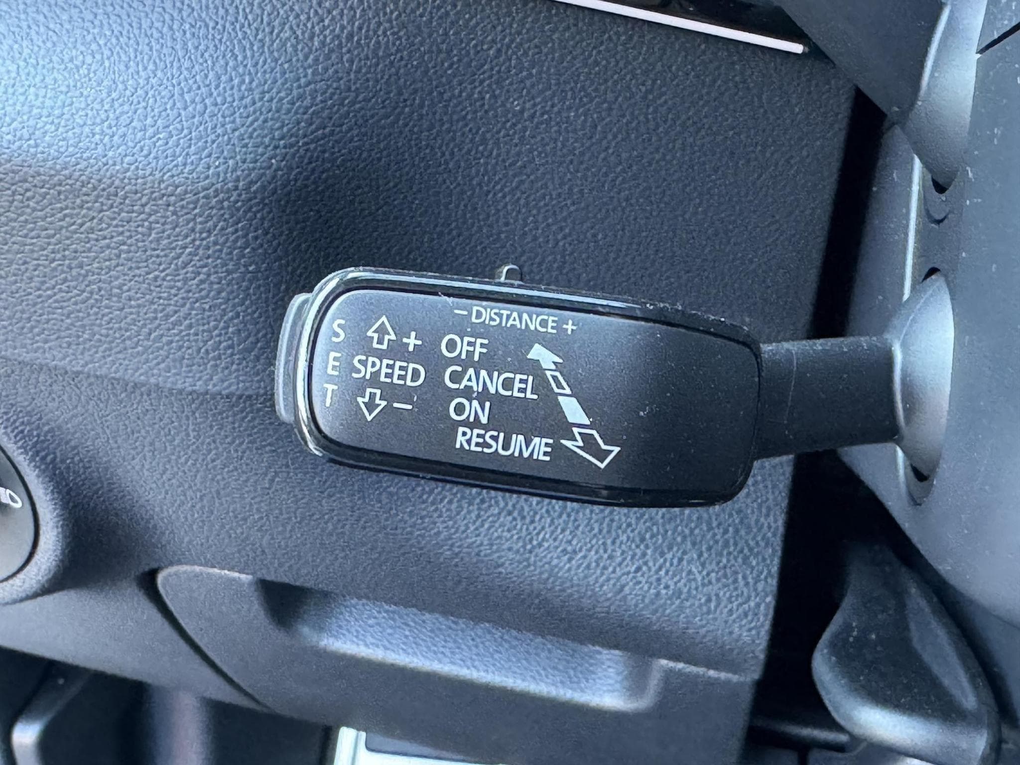 Skoda Karoq Sportline (2026) - Foto 24