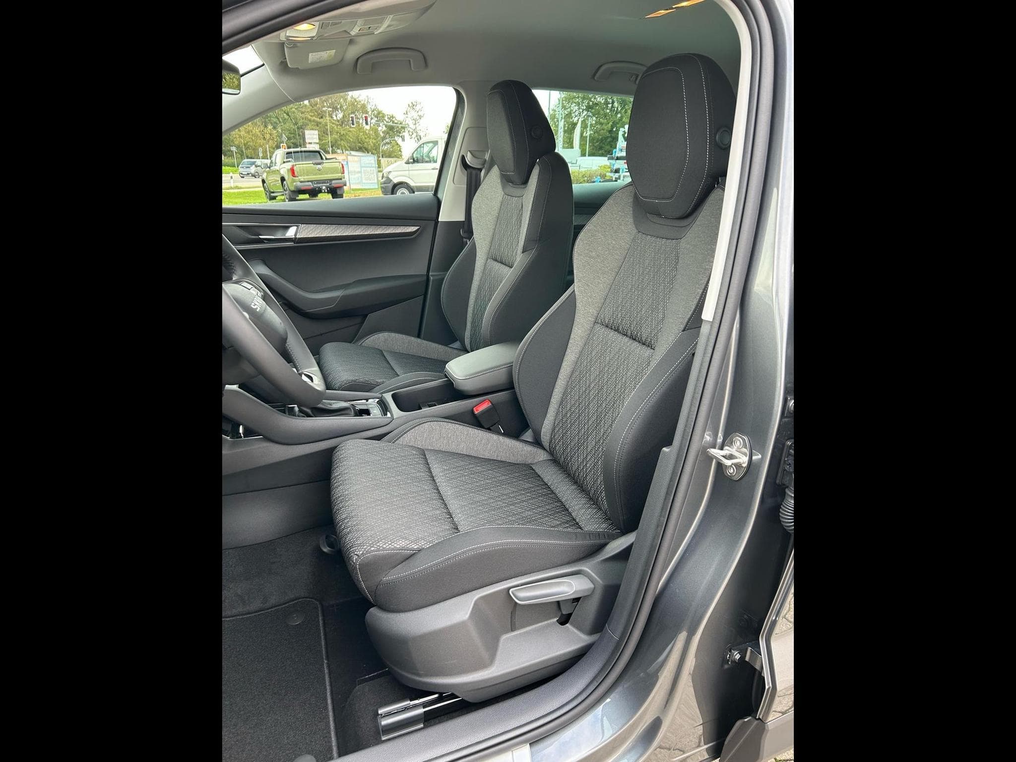 Skoda Karoq Selection (2026) - Foto 5