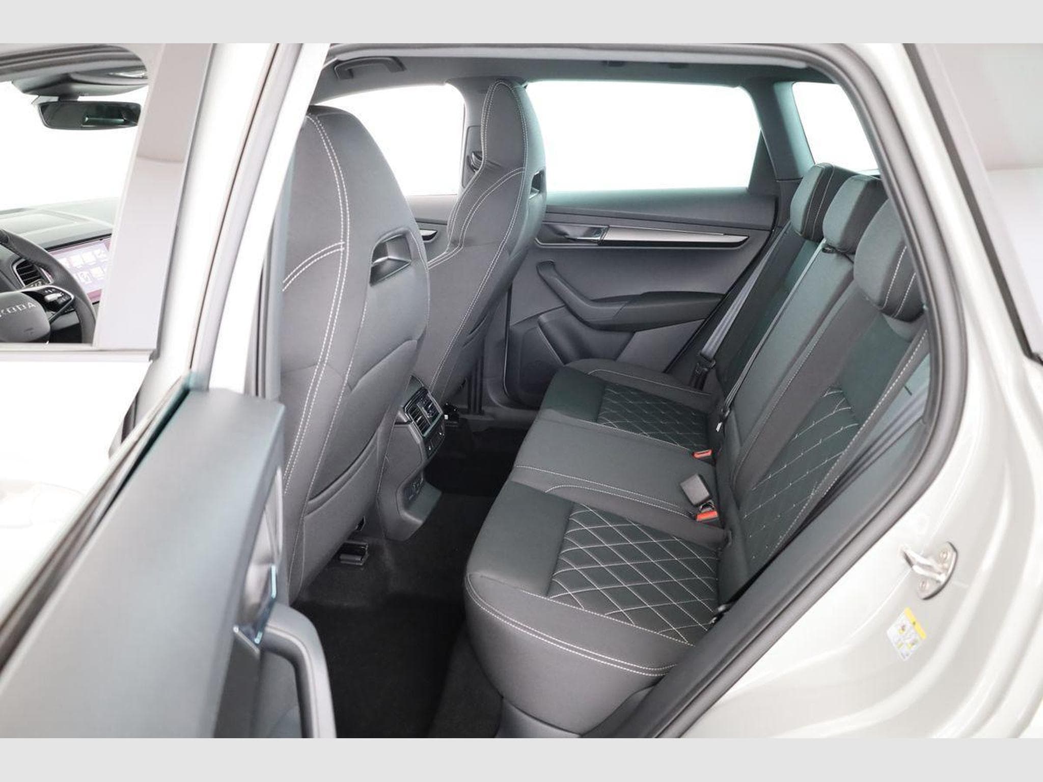 Skoda Karoq Sportline (2026) - Foto 12