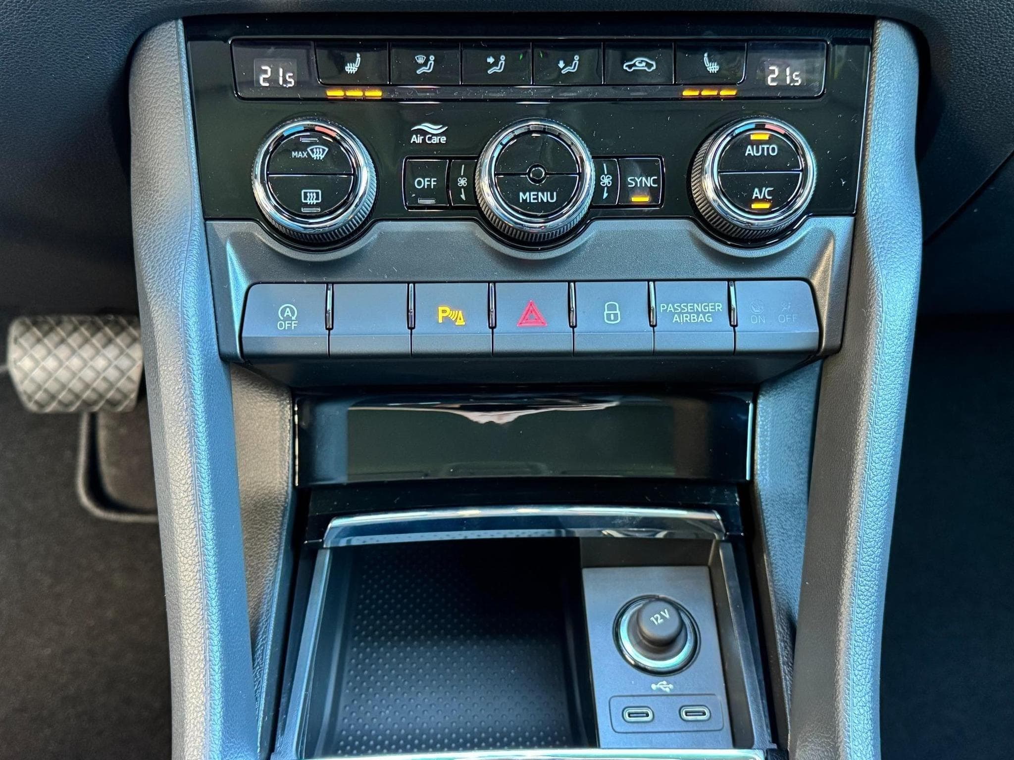 Skoda Karoq Extra Plus (2026) - Foto 16