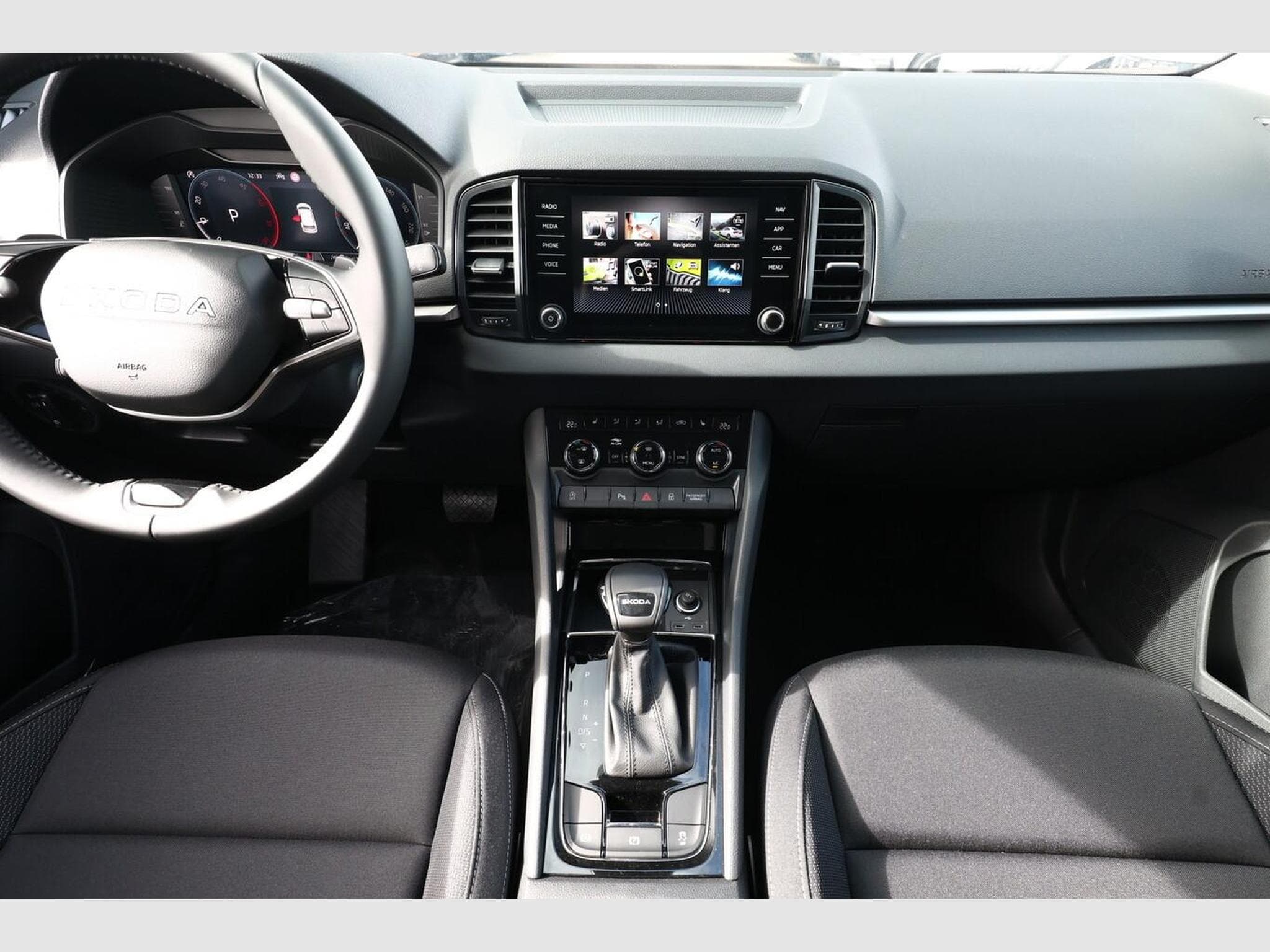 Skoda Karoq Selection (2026) - Foto 8
