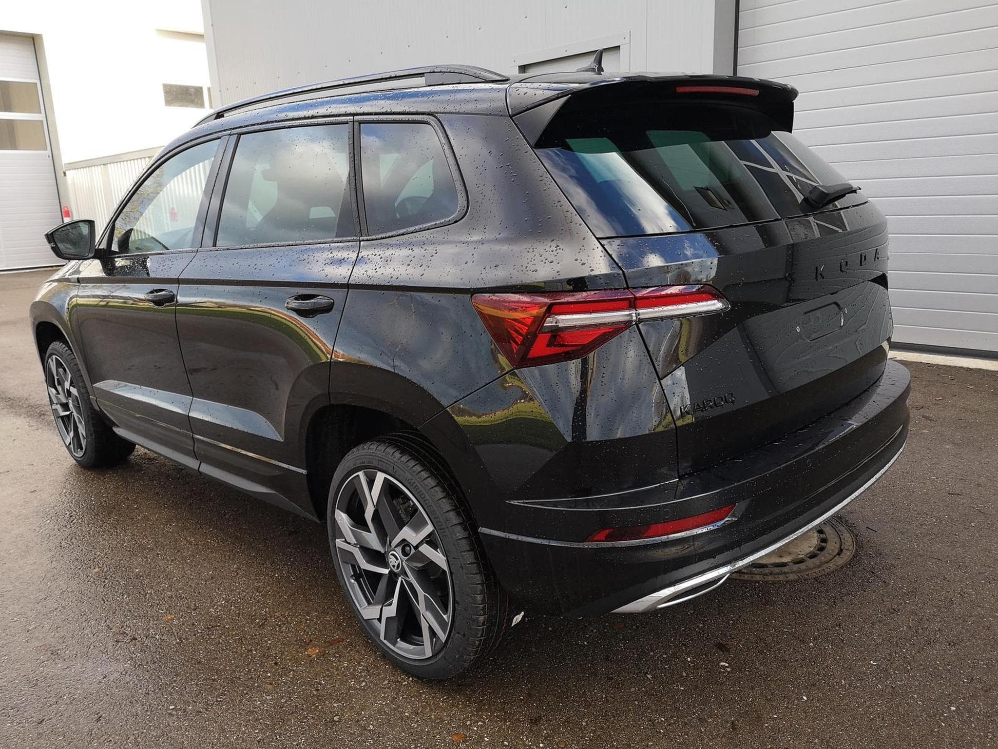 Skoda Karoq Sportline (2026) - Foto 2