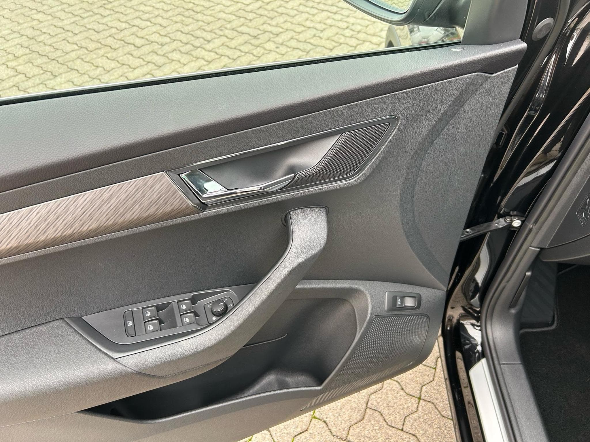 Skoda Karoq Selection (2026) - Foto 3