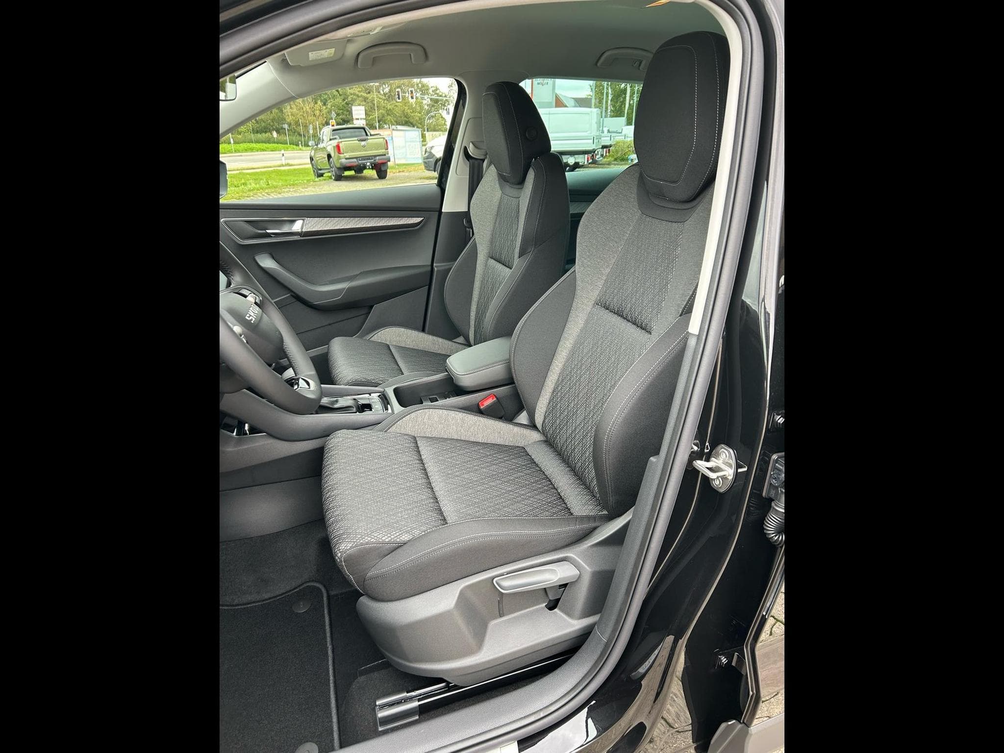 Skoda Karoq Selection (2026) - Foto 5
