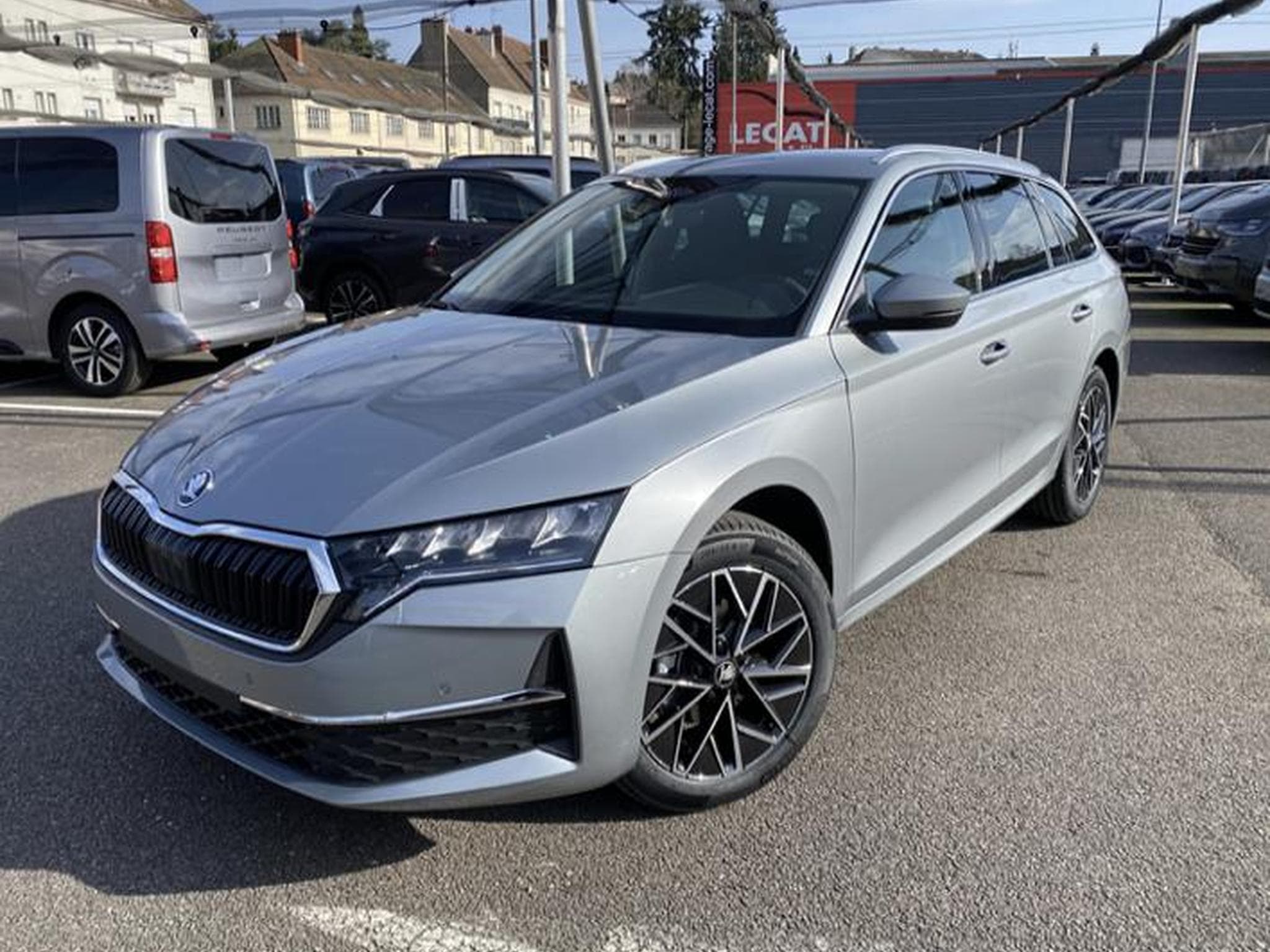Skoda Octavia 2.0 TDI DPF (2026) - Foto 1