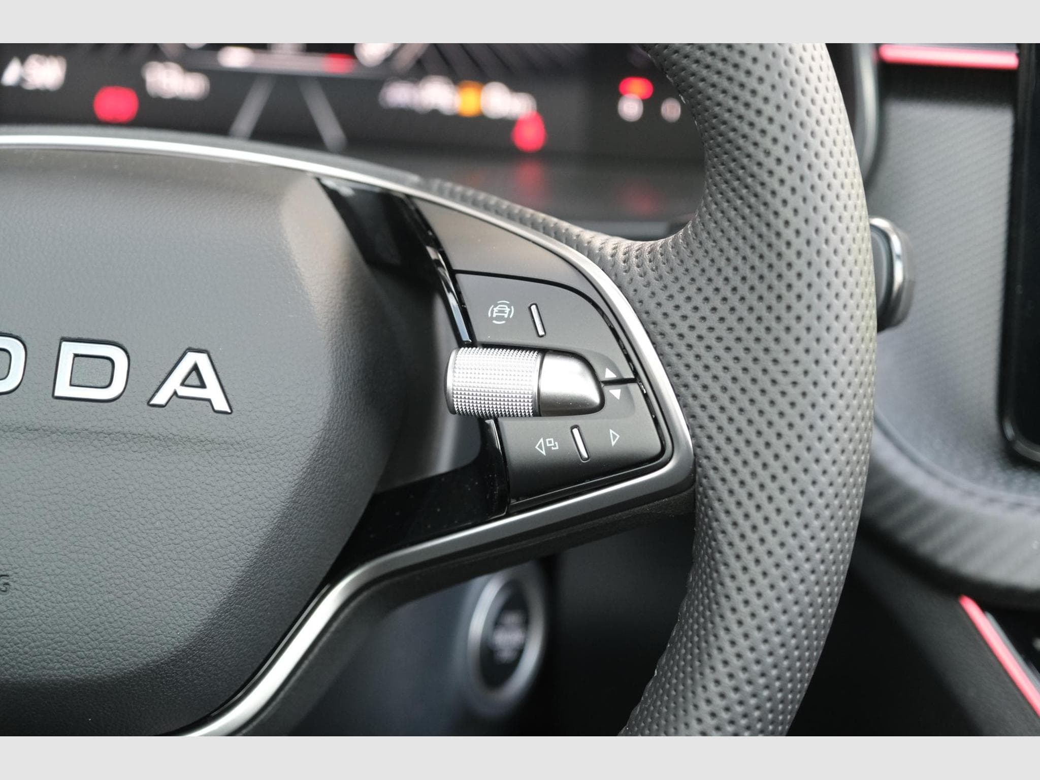 Skoda Kamiq Monte Carlo (2026) - Foto 25