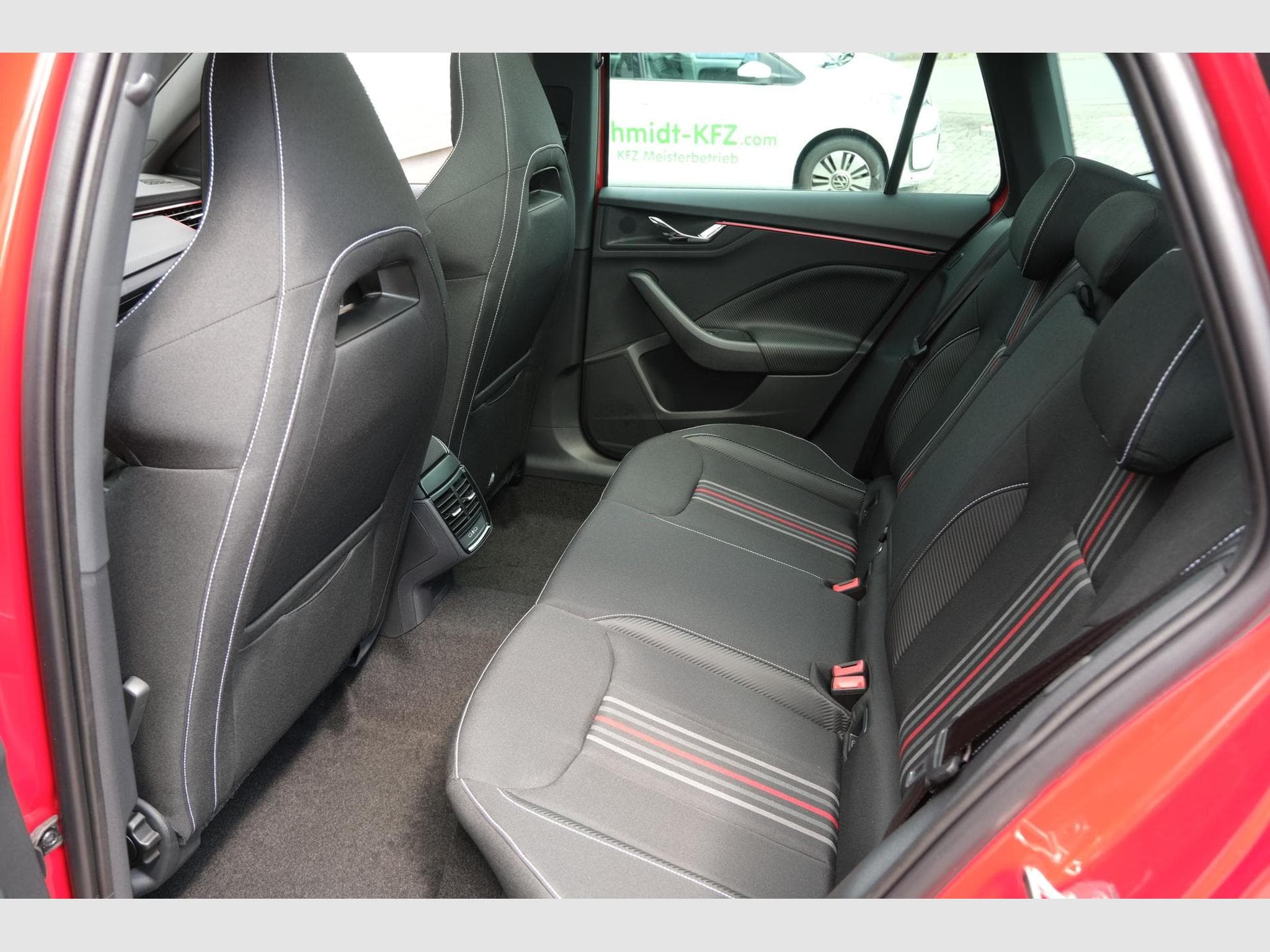Skoda Kamiq Monte Carlo (2026) - Foto 7
