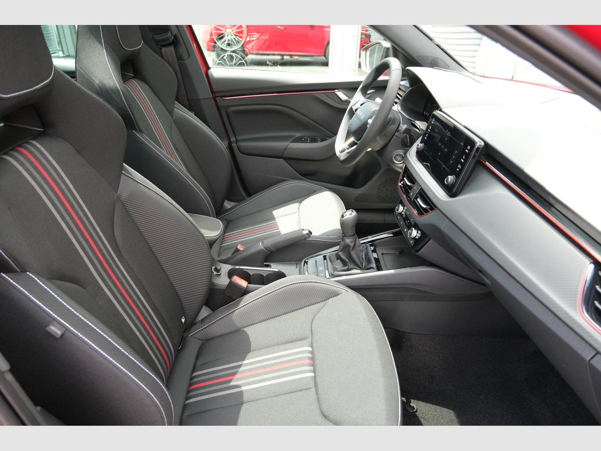 Skoda Kamiq Monte Carlo (2026) - Foto 23