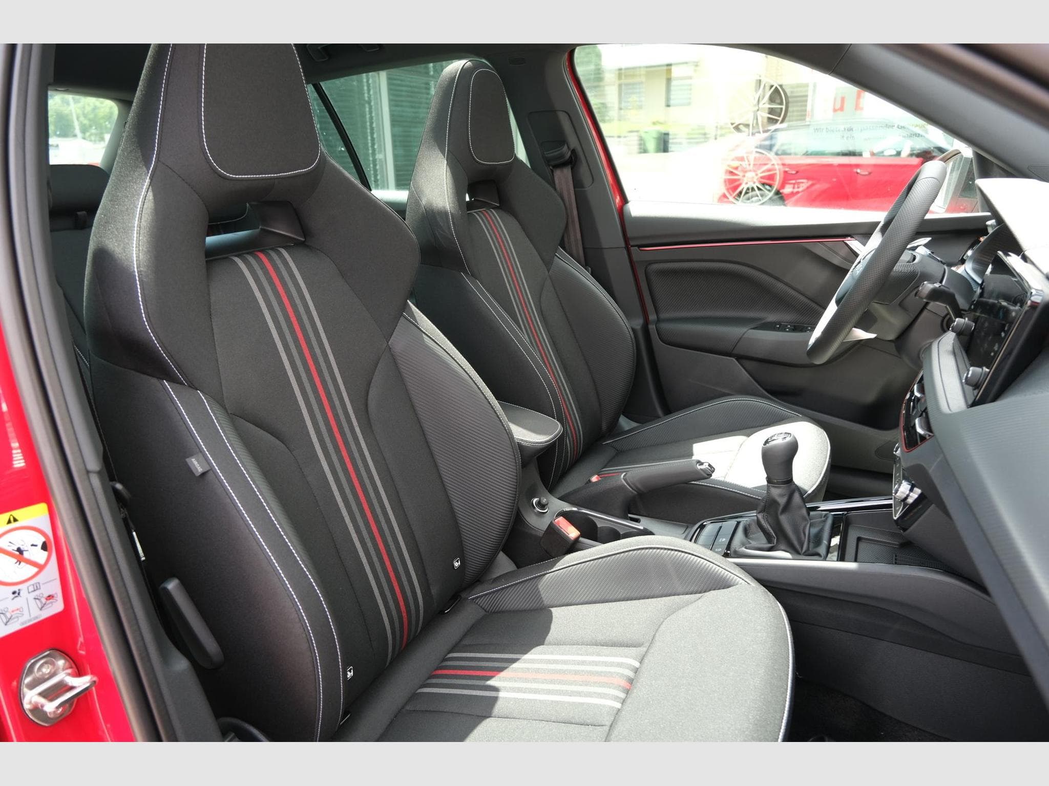 Skoda Kamiq Monte Carlo (2026) - Foto 24