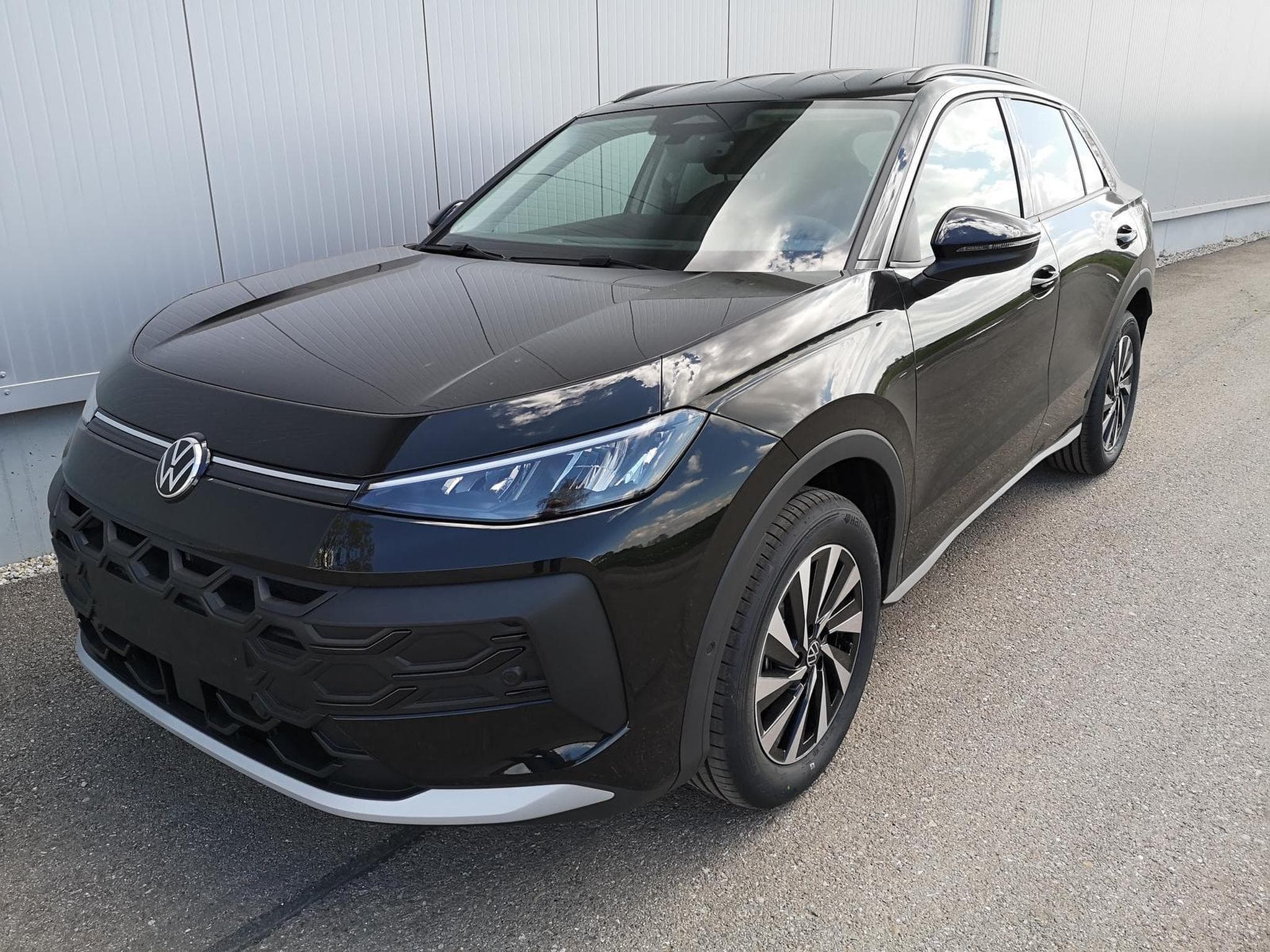 VW T-Roc 1.5 eTSI 110 kW Life (2026) - Foto 1
