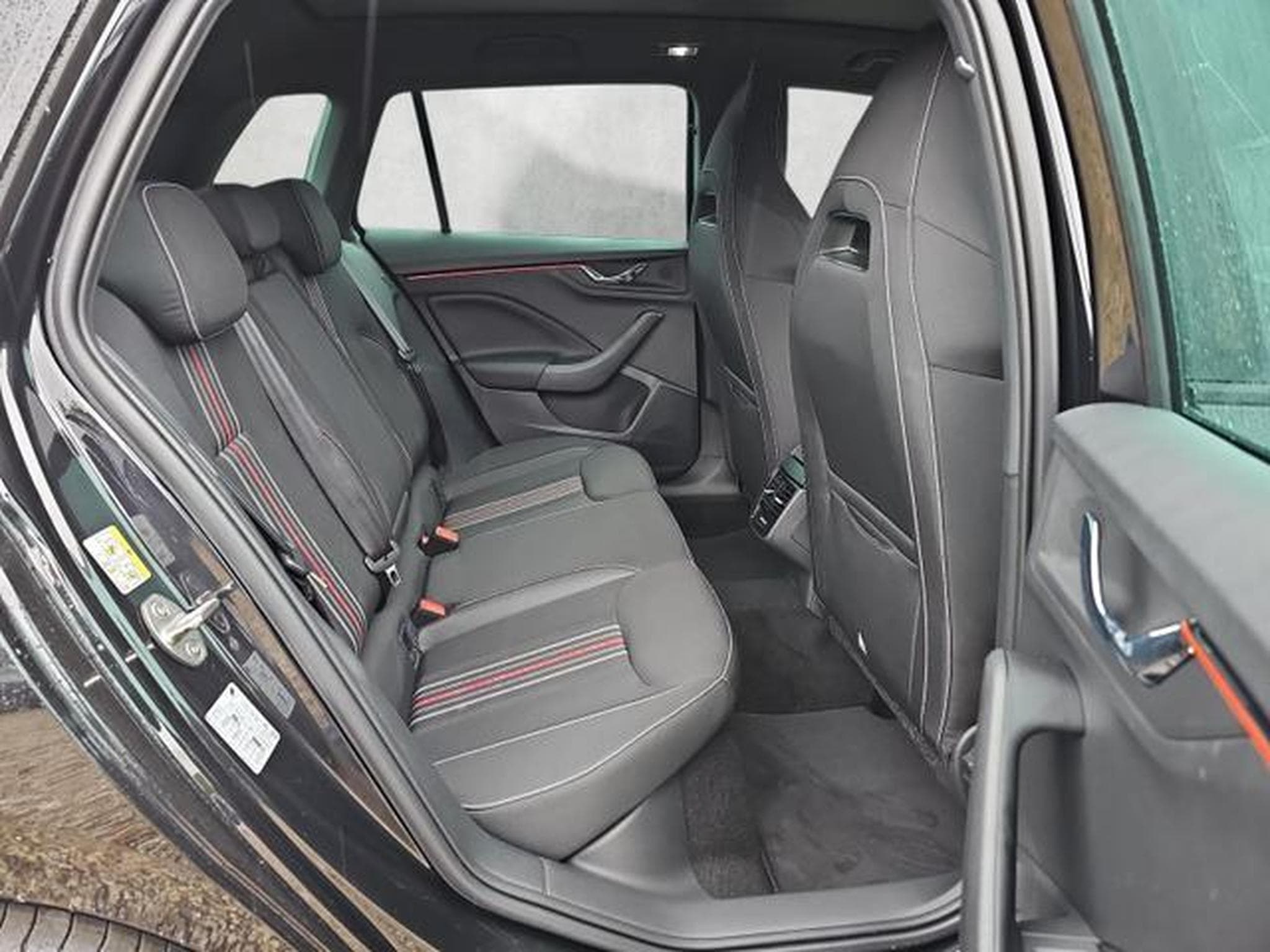Skoda Kamiq Monte Carlo (2026) - Foto 13