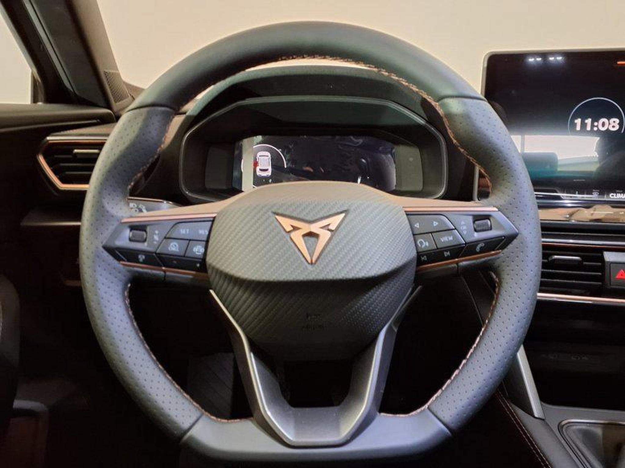 Cupra Formentor 1.5 TSI  6-Gang-Schaltgetriebe (2026) - Foto 14