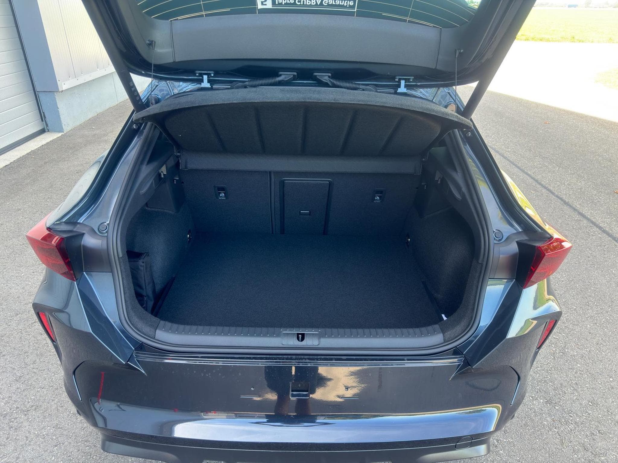 Cupra Formentor VZ 1.5 TSI e-Hybrid 200 kW (2026) - Foto 8