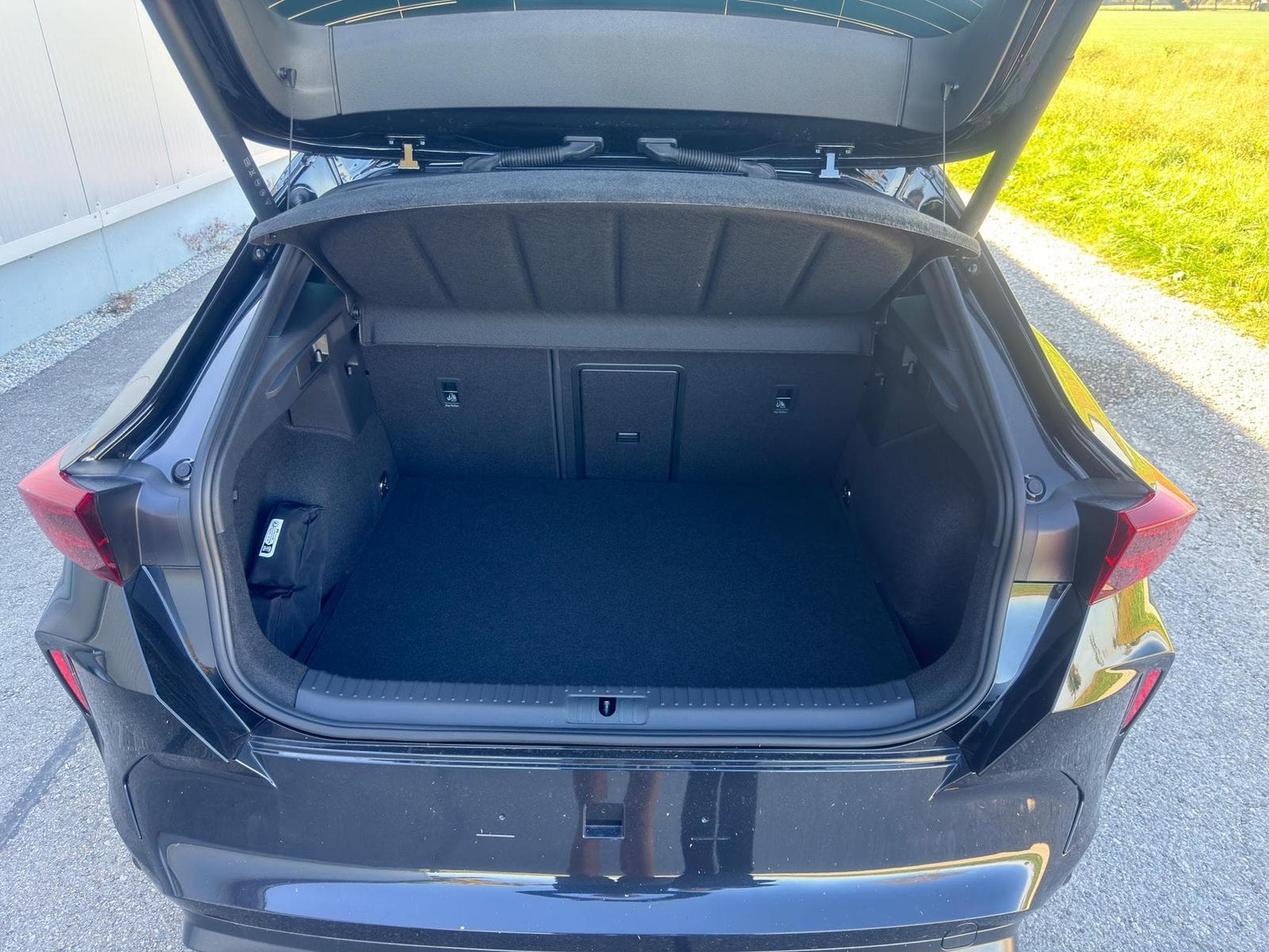 Cupra Formentor VZ 1.5 TSI e-Hybrid 200 kW (2026) - Foto 8