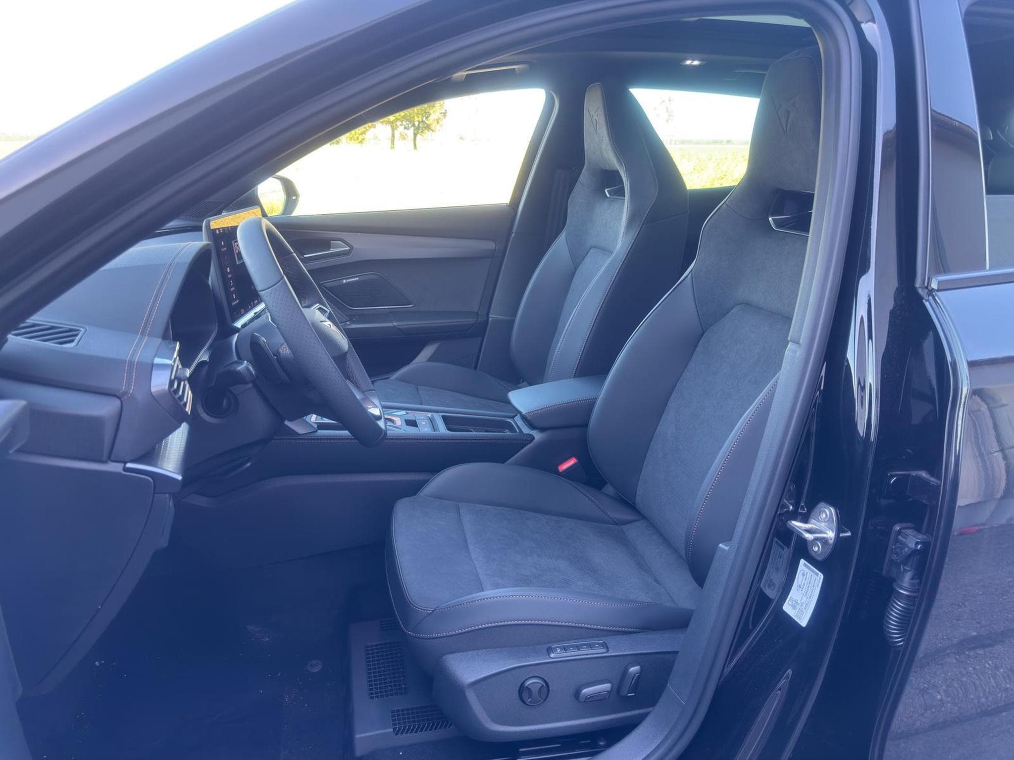 Cupra Formentor VZ 1.5 TSI e-Hybrid 200 kW (2026) - Foto 12