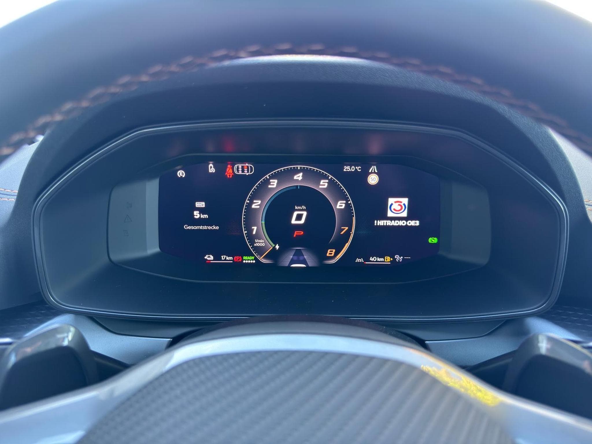 Cupra Formentor 1.5 TSI e-Hybrid 150 kW (2026) - Foto 16