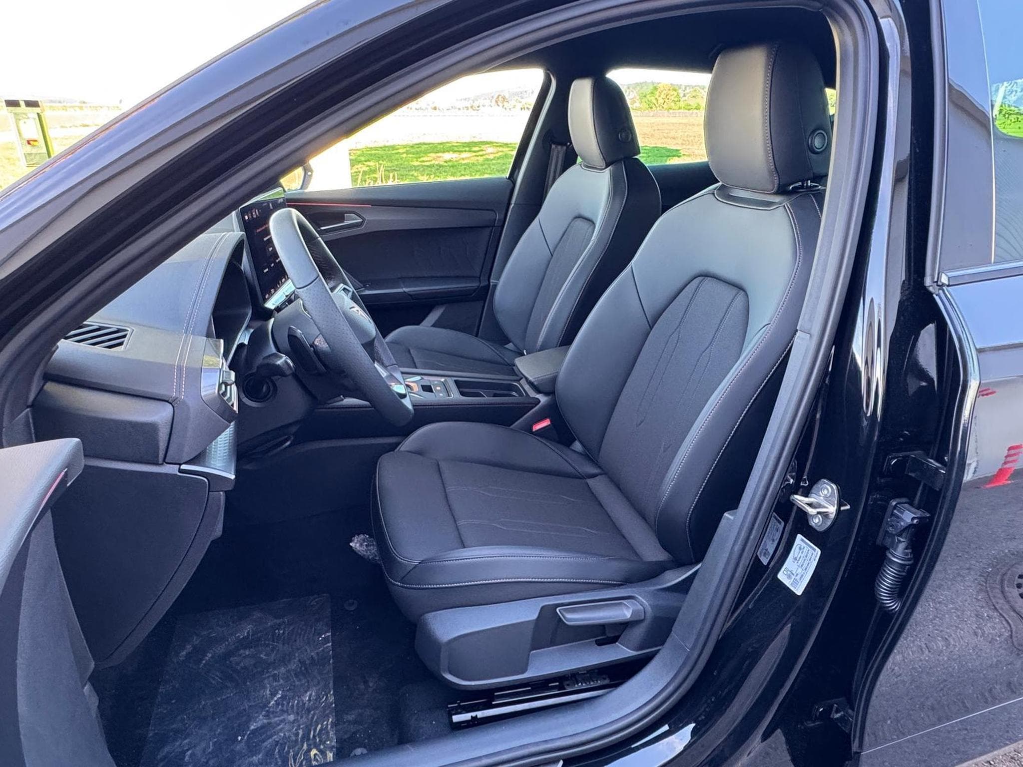 Cupra Formentor 1.5 TSI e-Hybrid 150 kW (2026) - Foto 18