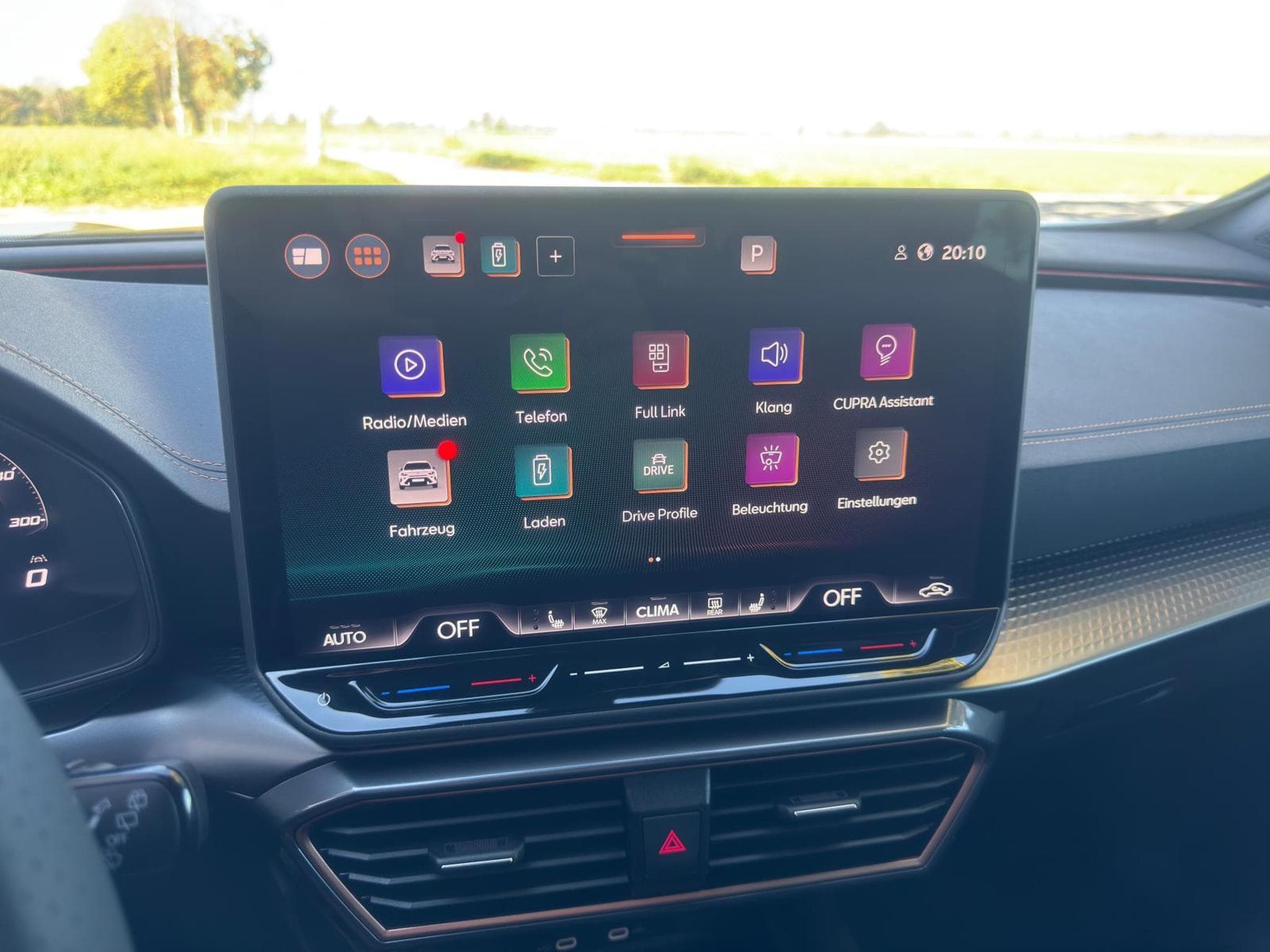 Cupra Formentor 1.5 TSI e-Hybrid 150 kW (2026) - Foto 17