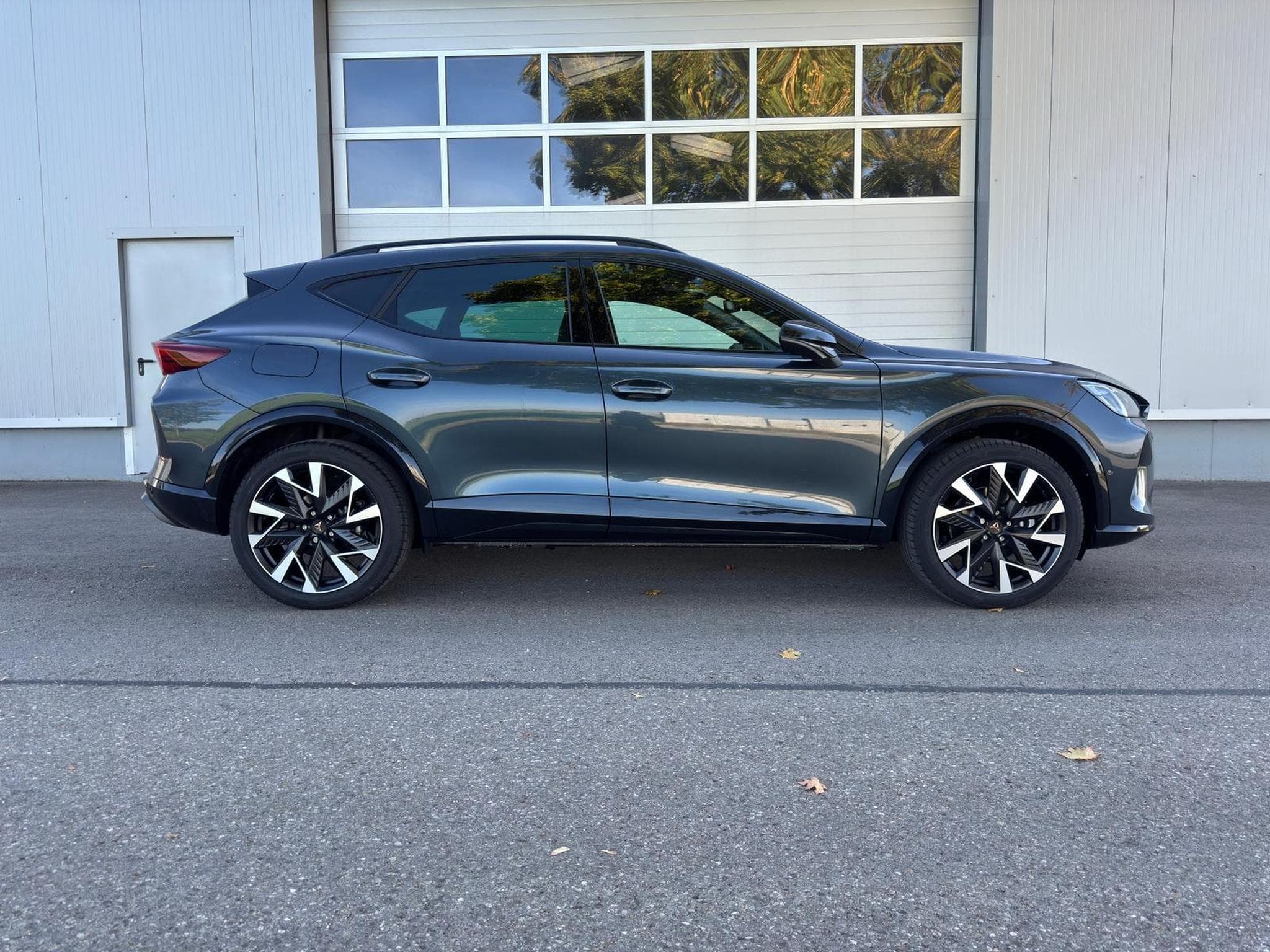 Cupra Formentor 1.5 TSI e-Hybrid 150 kW (2026) - Foto 4