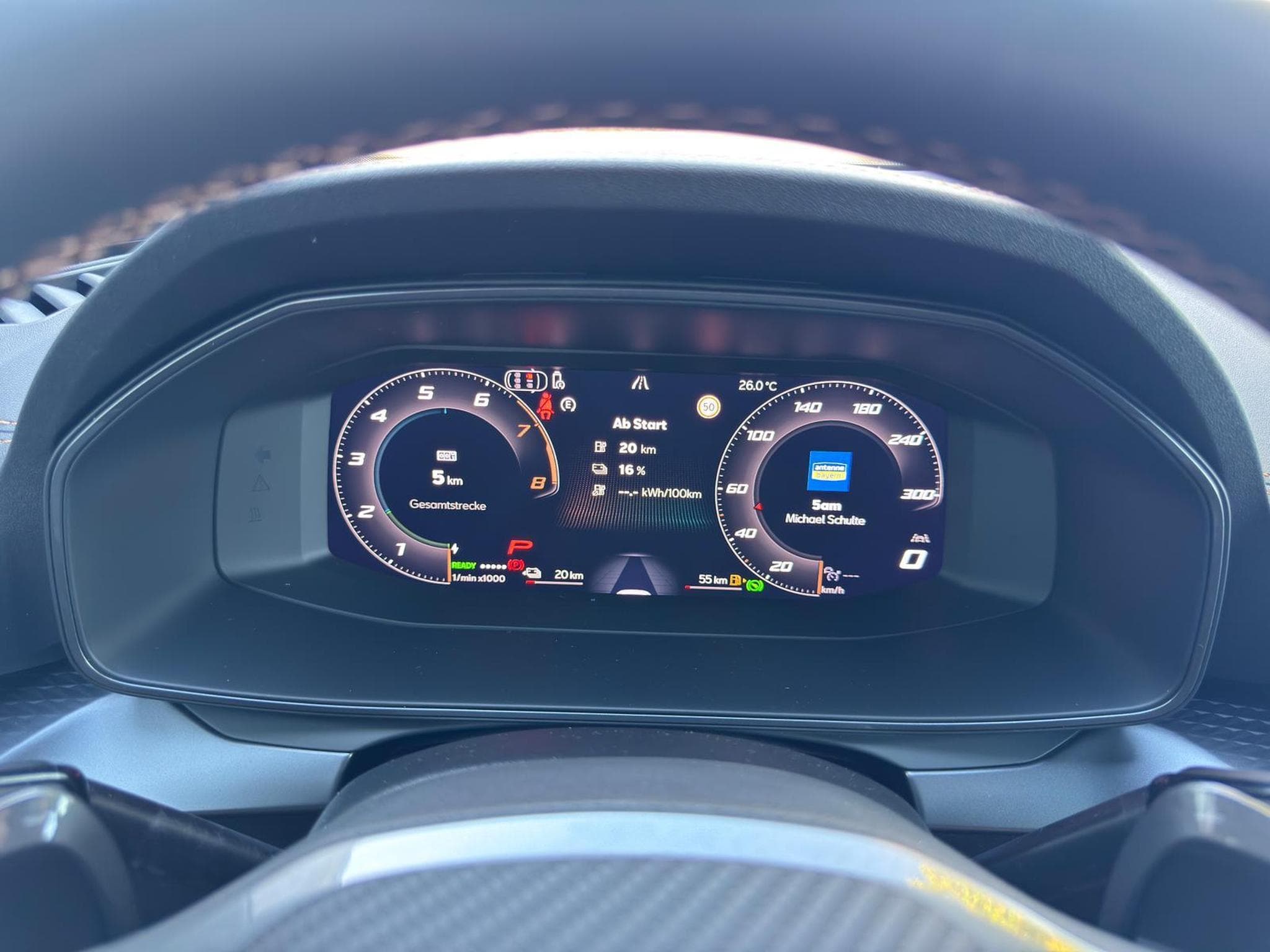 Cupra Formentor 1.5 TSI e-Hybrid 150 kW (2026) - Foto 15