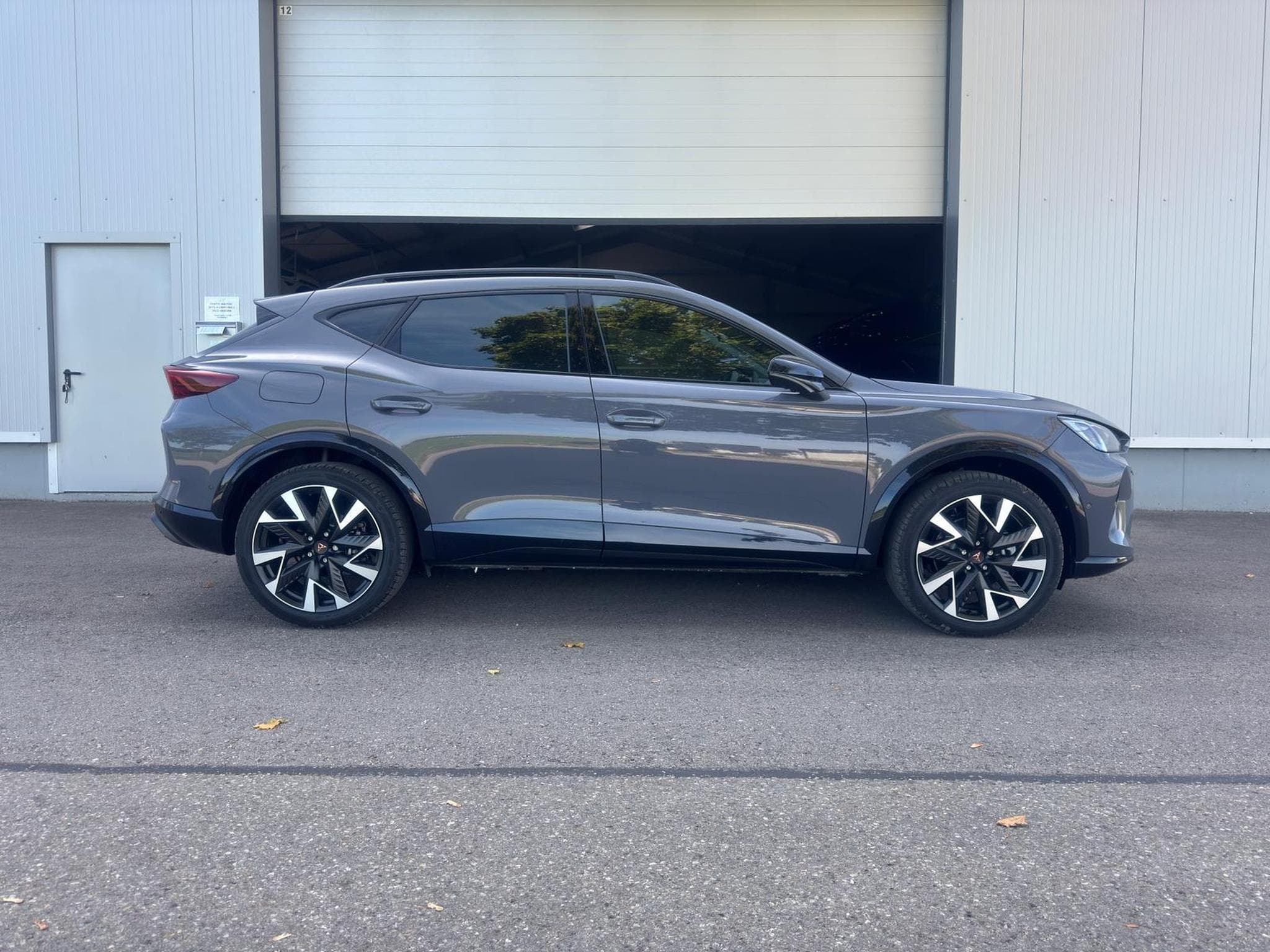 Cupra Formentor 1.5 TSI e-Hybrid 150 kW (2026) - Foto 4