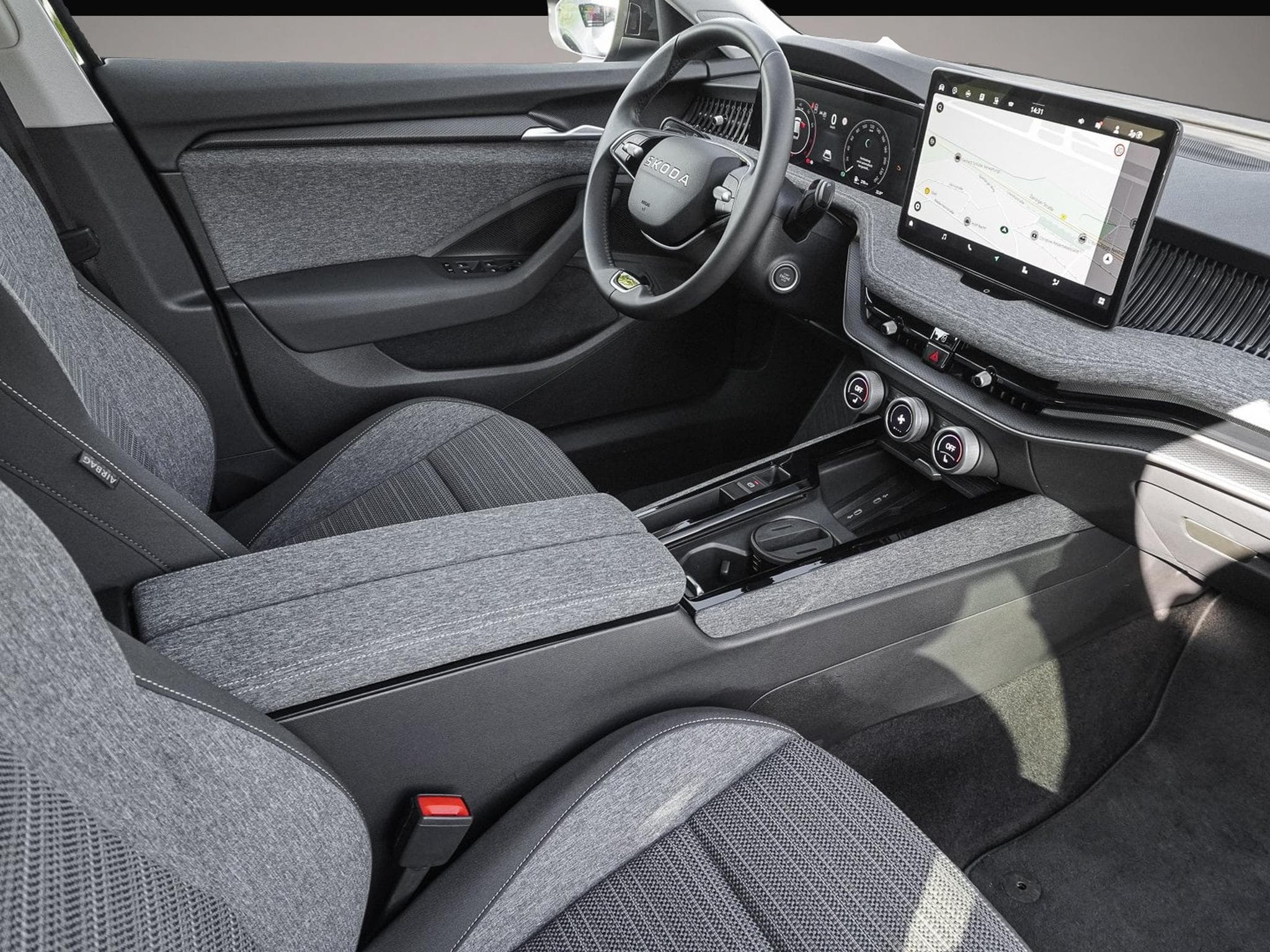 Skoda Superb (2025) - Photo 6