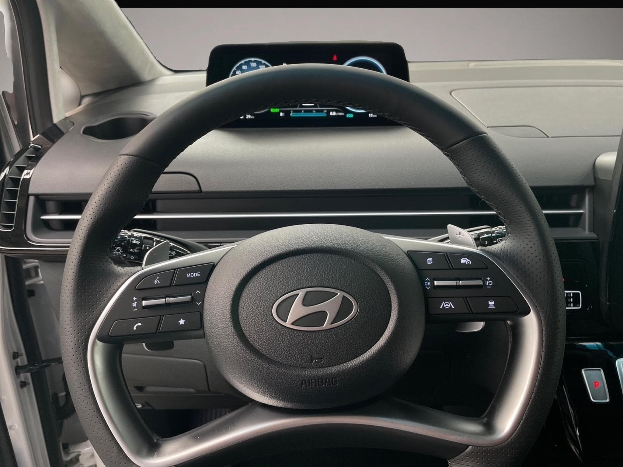 Hyundai Staria (2026) - Photo 7