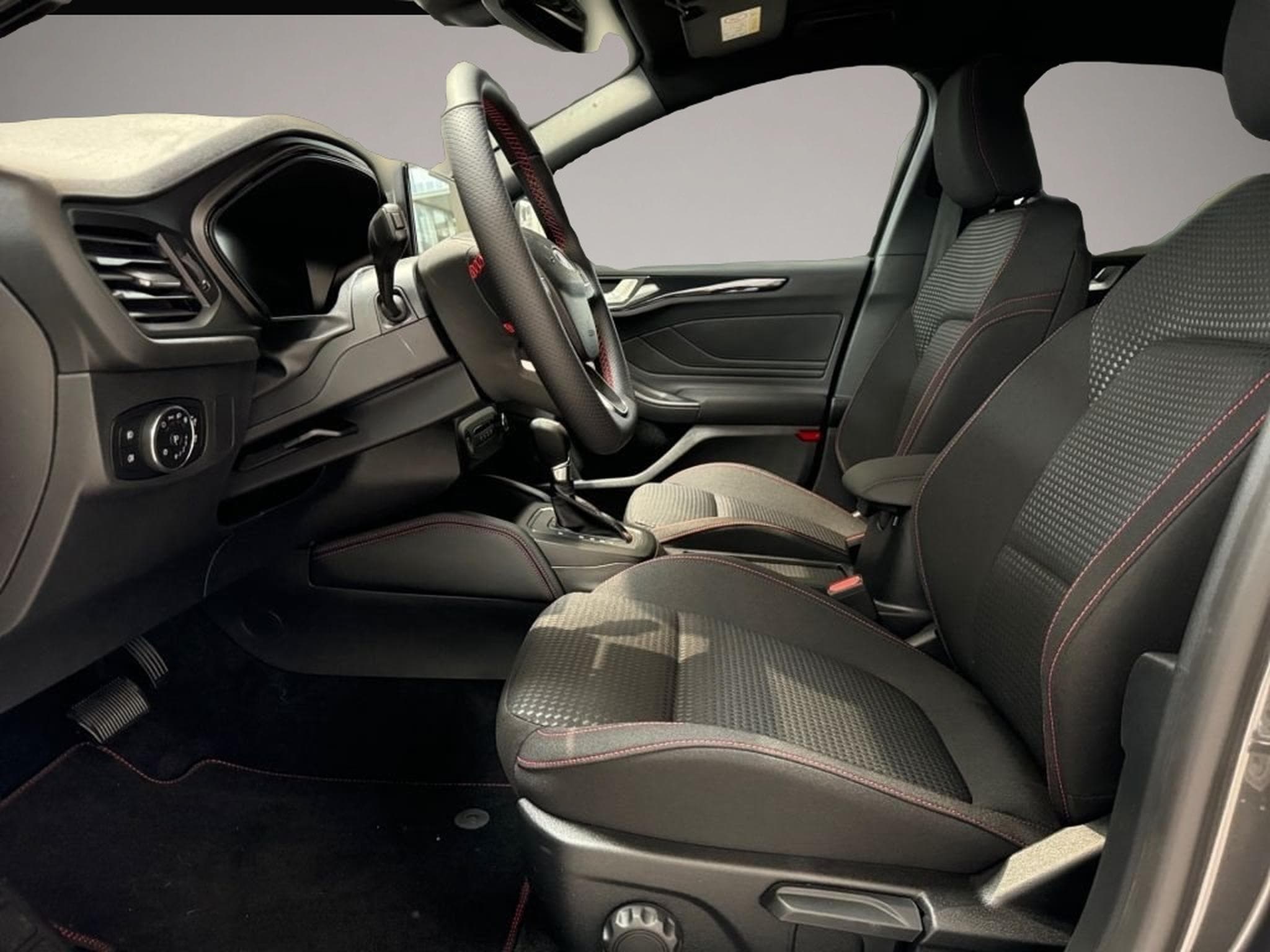 Ford Focus (2024) - Photo 5
