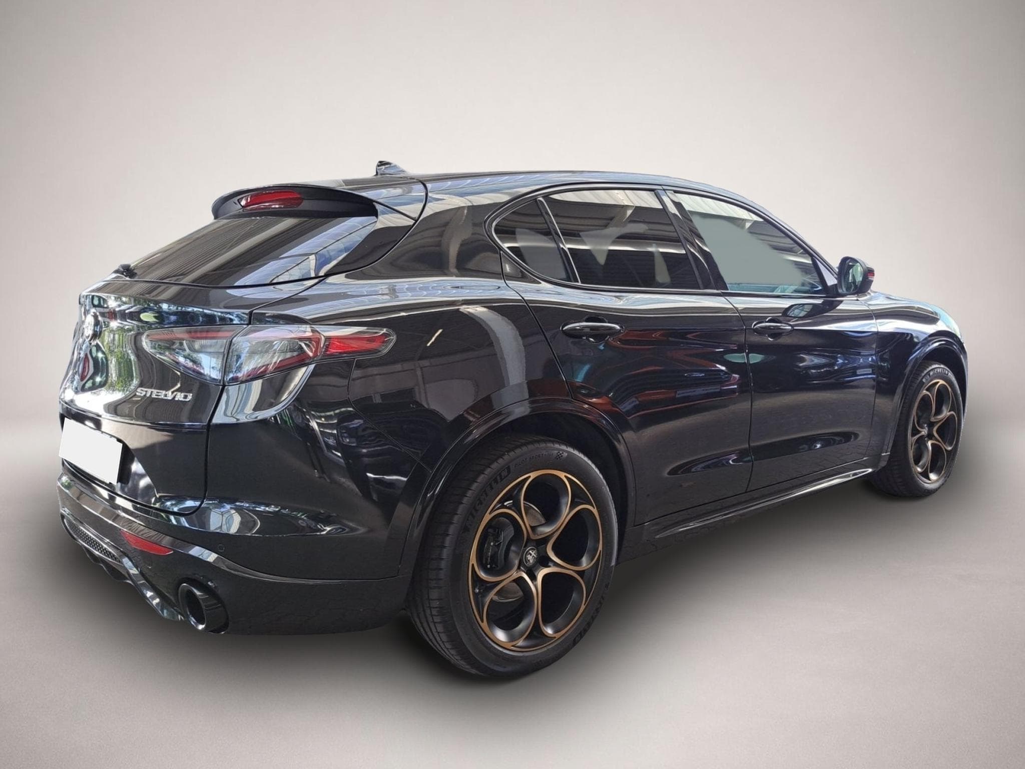 Alfa-Romeo Stelvio (2025) - Photo 3