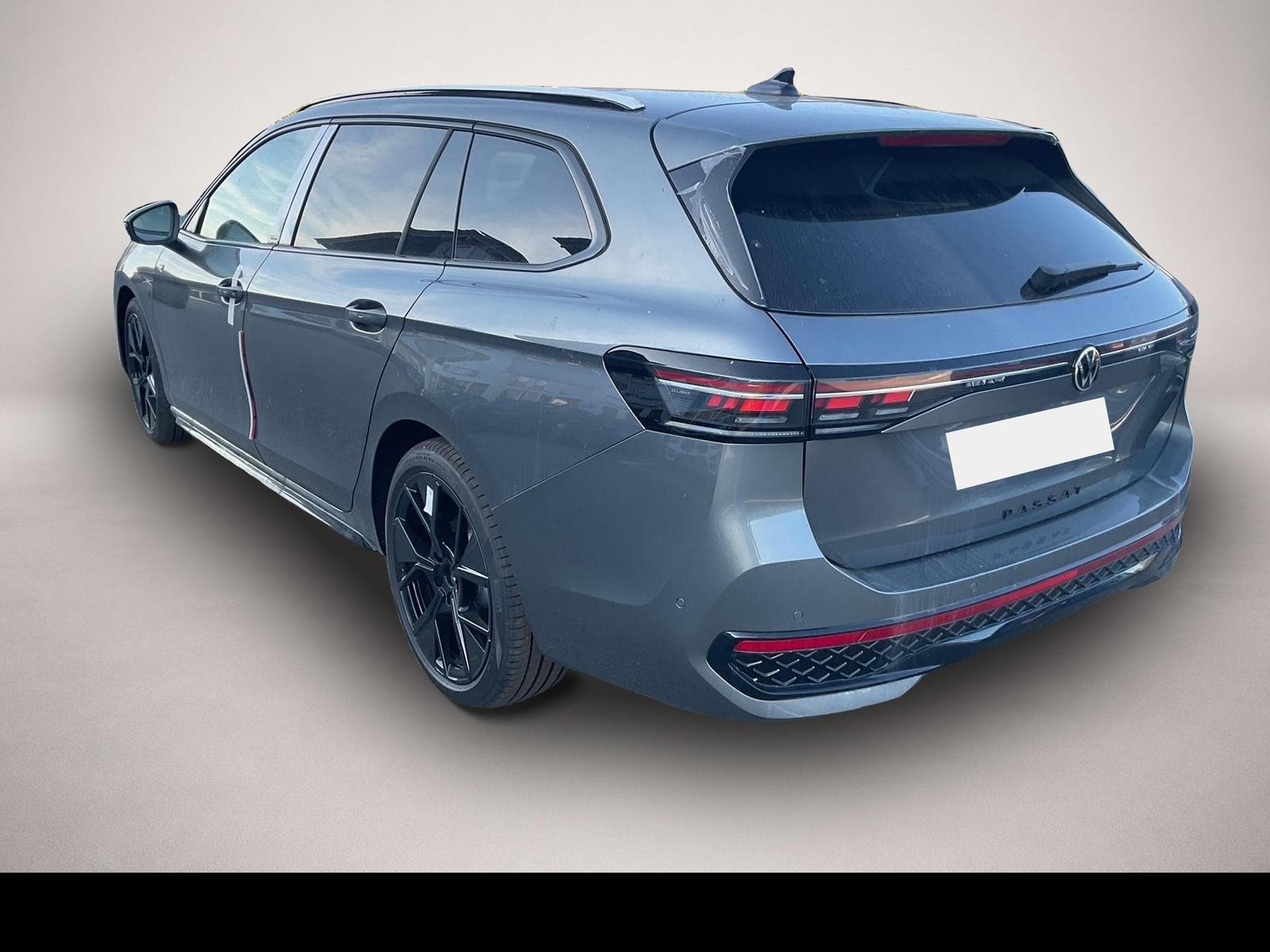 VW Passat (2025) - Photo 3