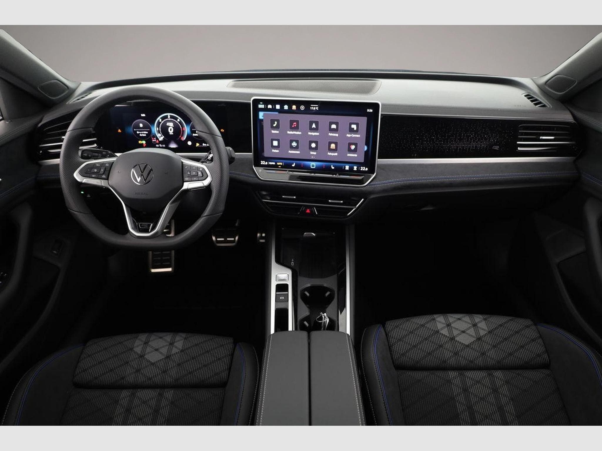 VW Passat (2025) - Photo 5