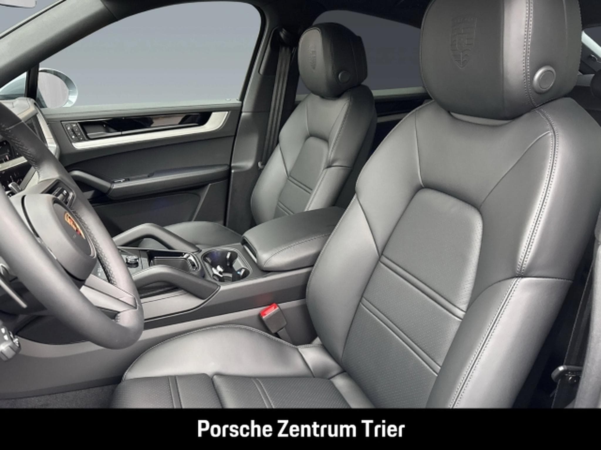 Porsche Cayenne Coupe (2025) - Photo 8