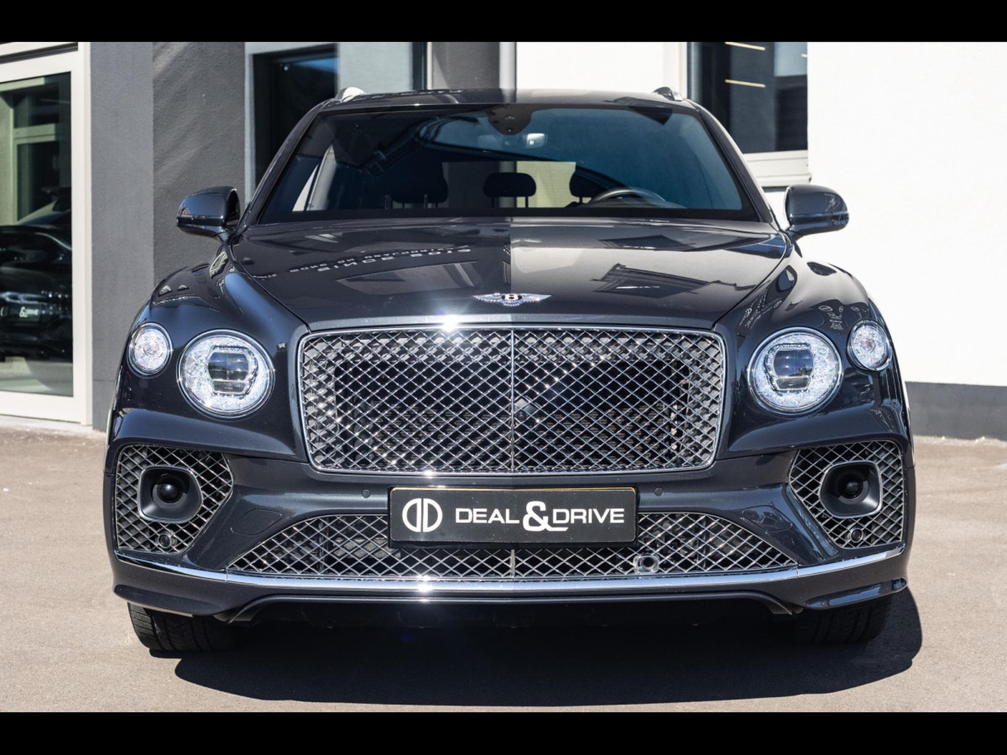 Bentley Bentayga 4.0 V8 (550 CH) - TITANE GREY METALLIC - MULLINER SPECIFICAT (2022) - Foto 5