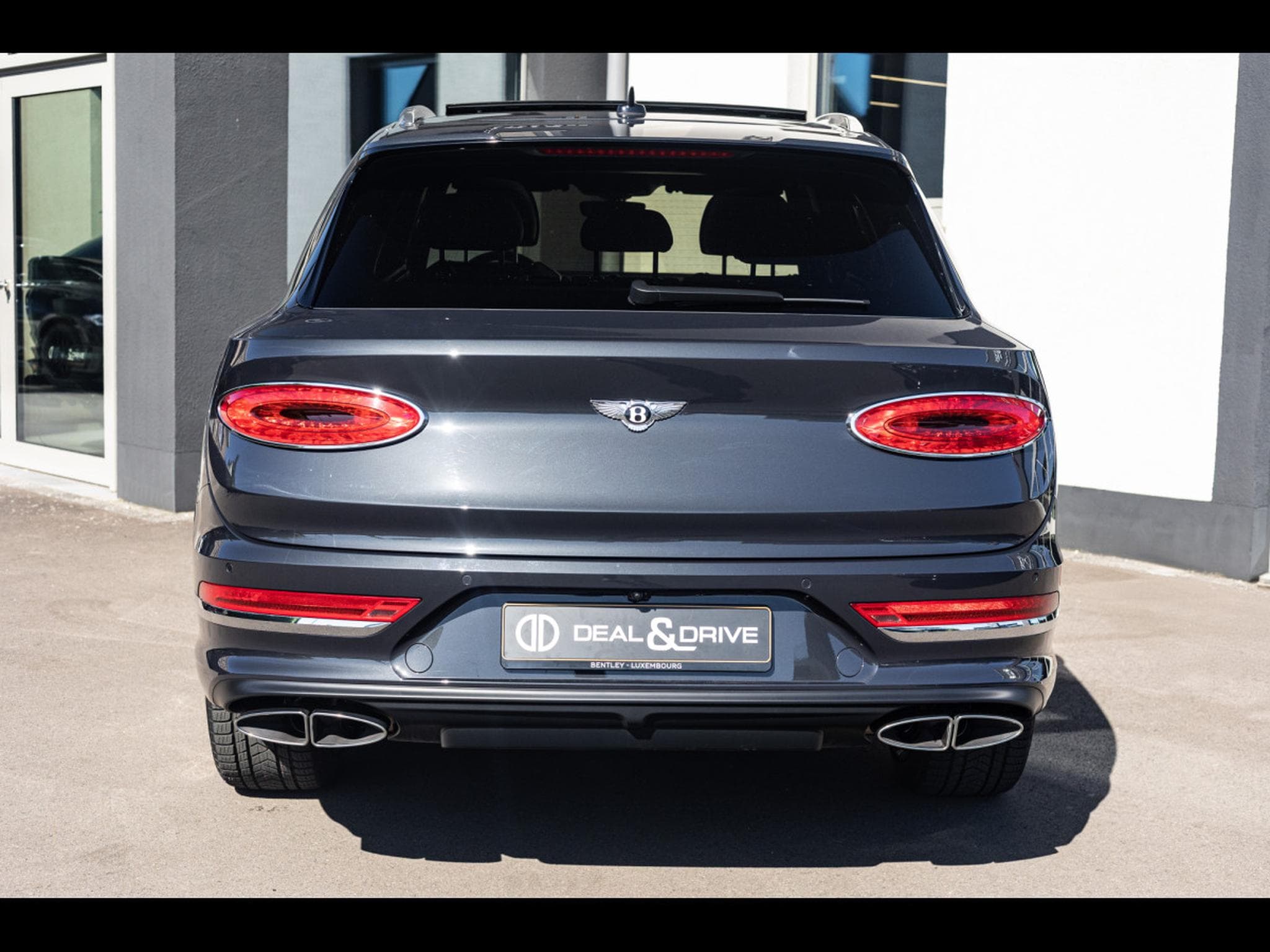 Bentley Bentayga 4.0 V8 (550 CH) - TITANE GREY METALLIC - MULLINER SPECIFICAT (2022) - Foto 4
