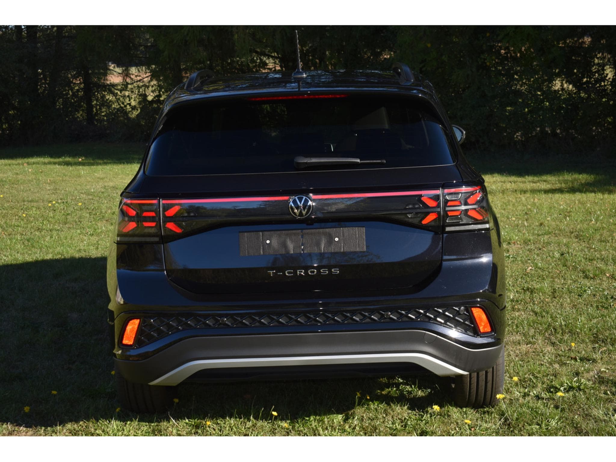 VW T-Cross R-Line 1,5 TSI 150 DSG Matrix 18" AHK En Stock (2026) - Photo 6