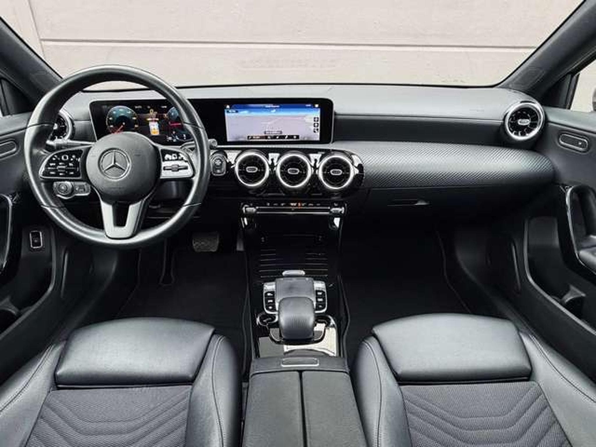Mercedes A 180 A 180 d Business Solution // Garantie 12 Mois✅✅✅ (2019) - Photo 8