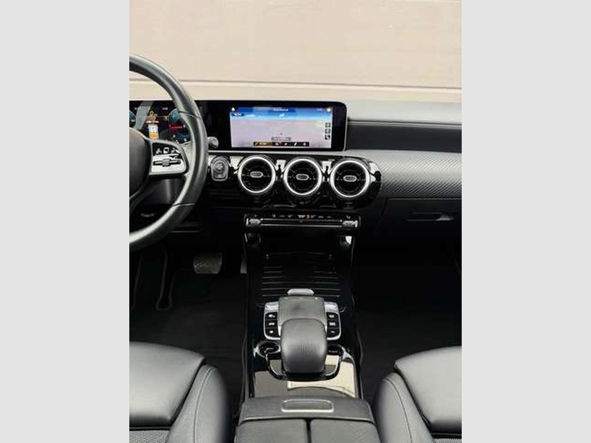 Mercedes A 180 A 180 d Business Solution // Garantie 12 Mois✅✅✅ (2019) - Photo 9