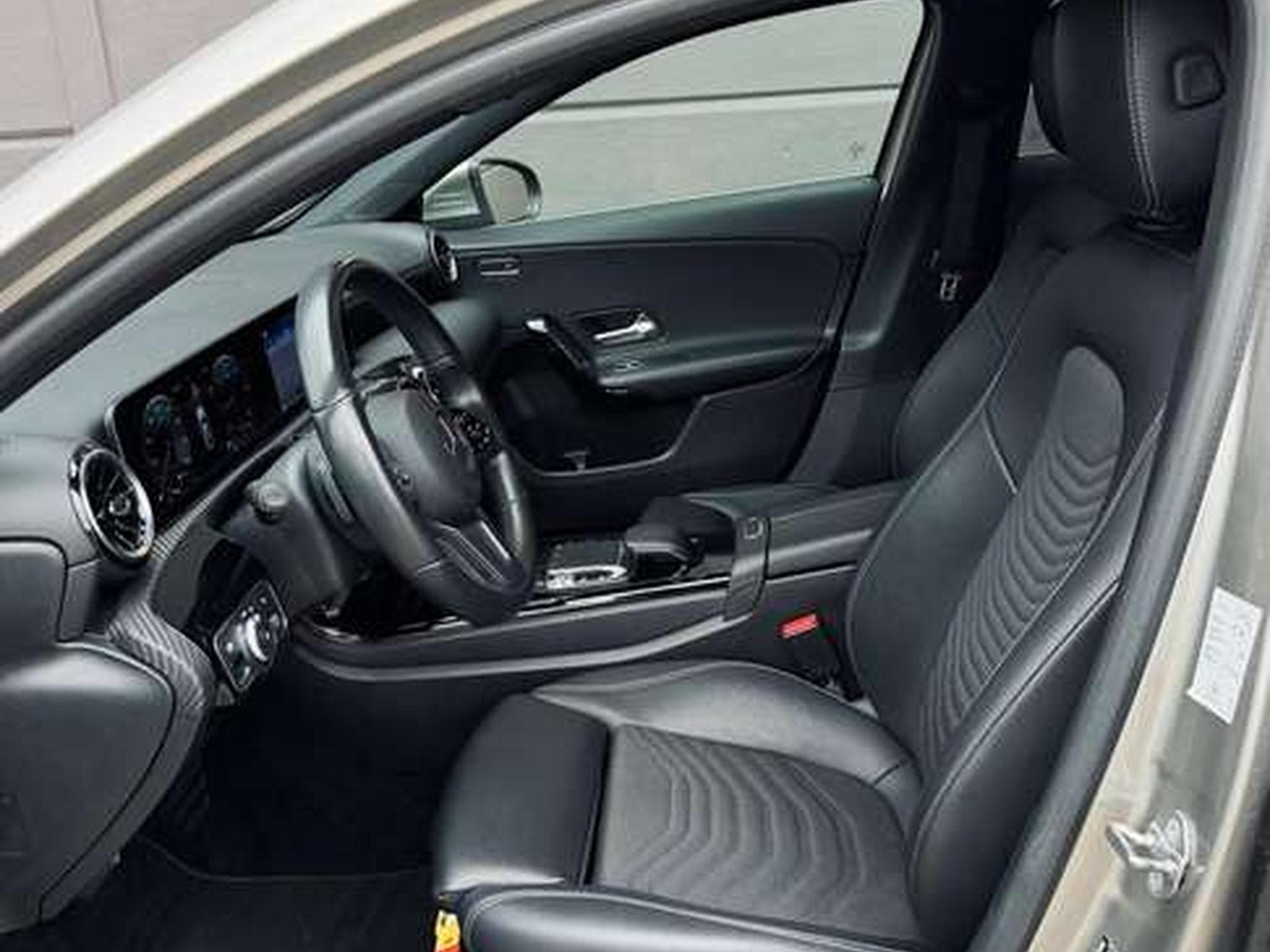 Mercedes A 180 A 180 d Business Solution // Garantie 12 Mois✅✅✅ (2019) - Photo 12