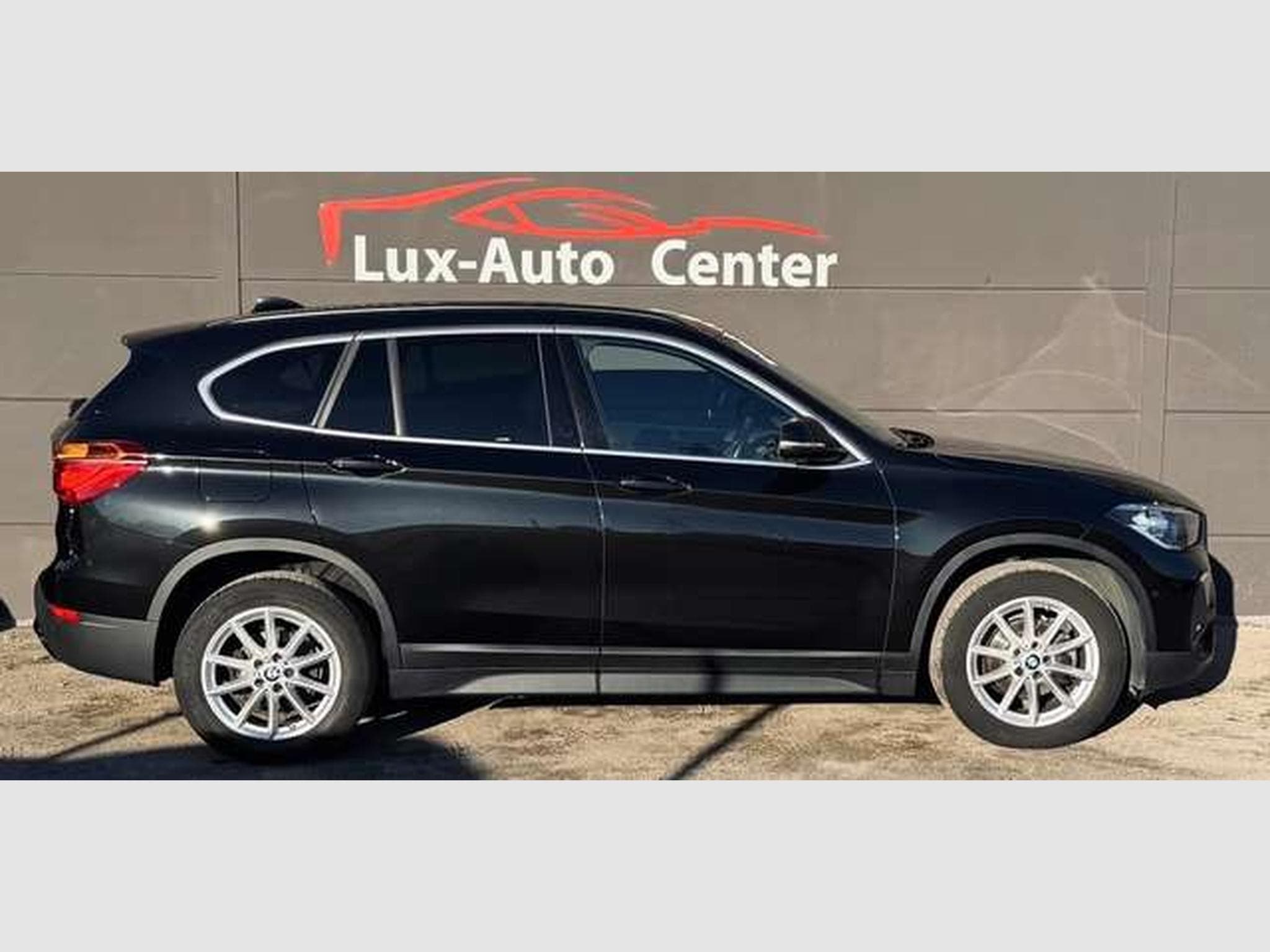 BMW X1 X1 1.5 dA sDrive16 //Révisée Et Garantie 12 Mois✅✅ (2020) - Foto 4