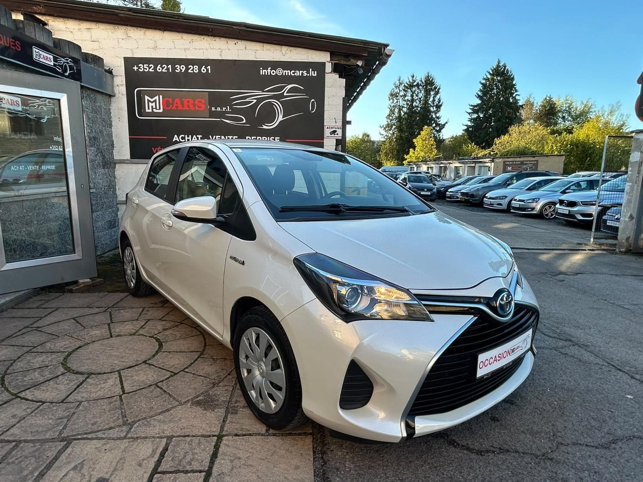 Toyota Yaris 1.5 HYBRID ESSENCE AUTOMATIQUE (2017) - Foto 8
