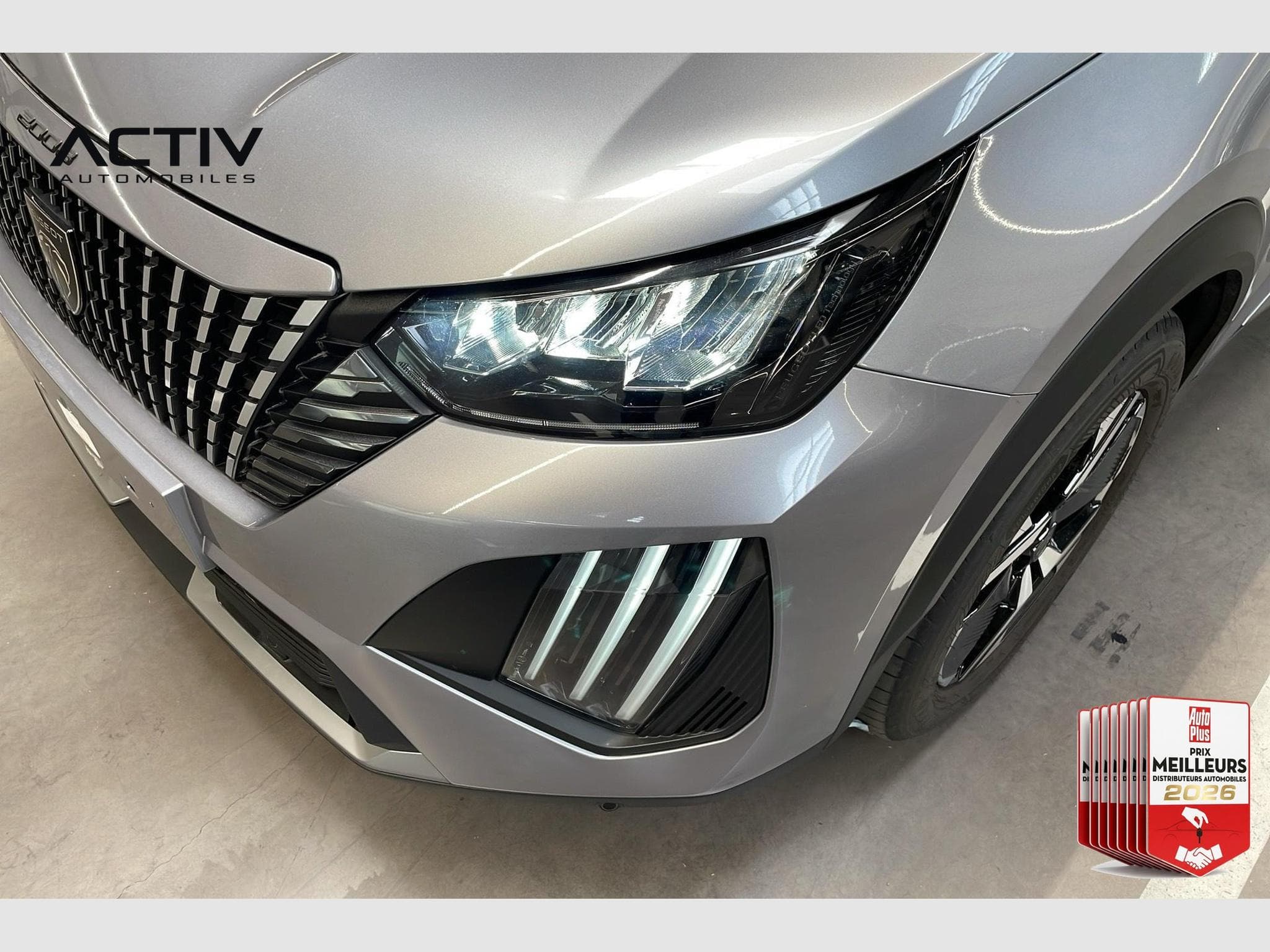 Peugeot 2008 100 S&S BVM6 Allure (2025) - Photo 20