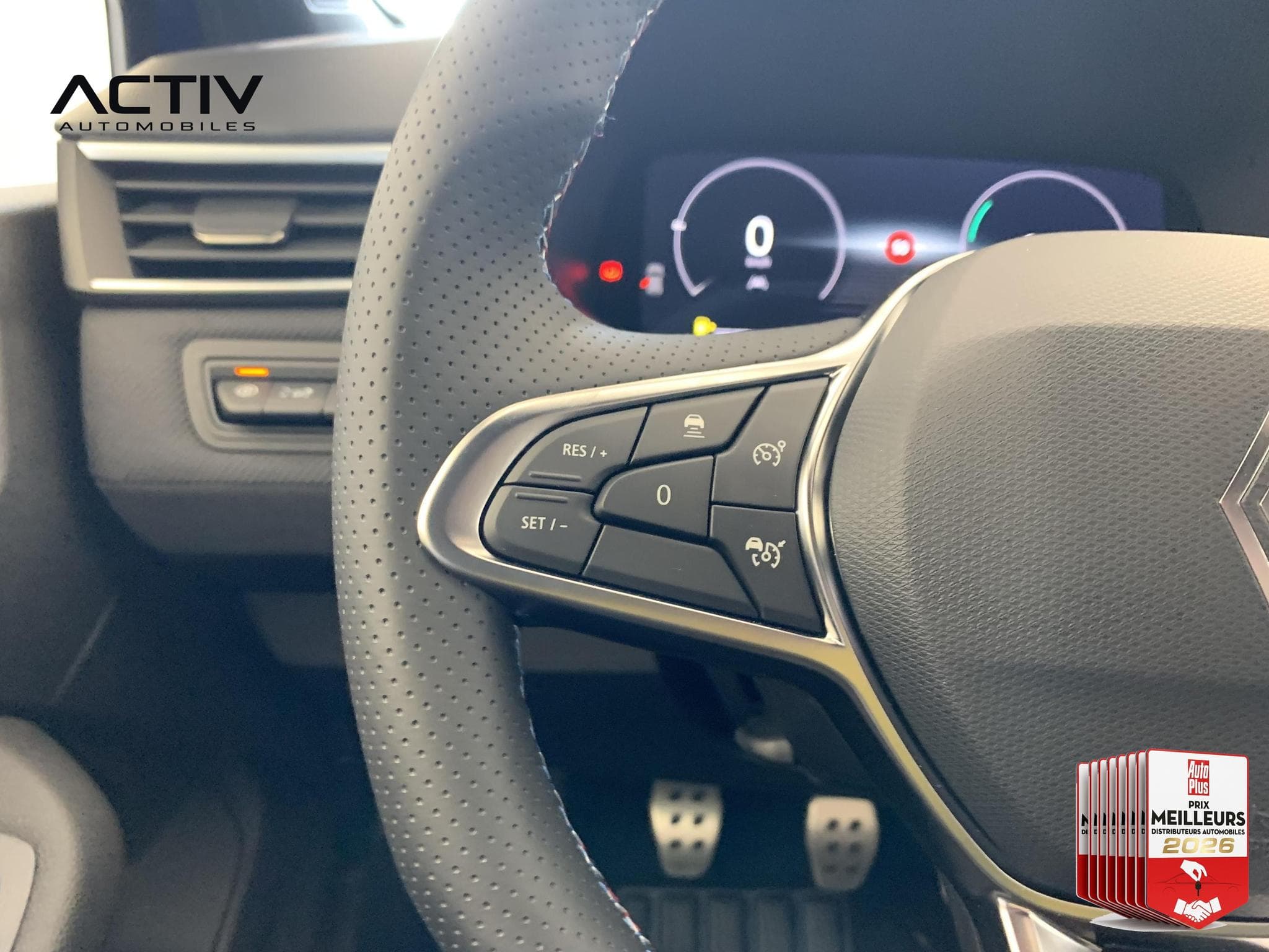 Renault Clio TCE 90 CH GSR2 ESPRIT ALPINE (2025) - Foto 16