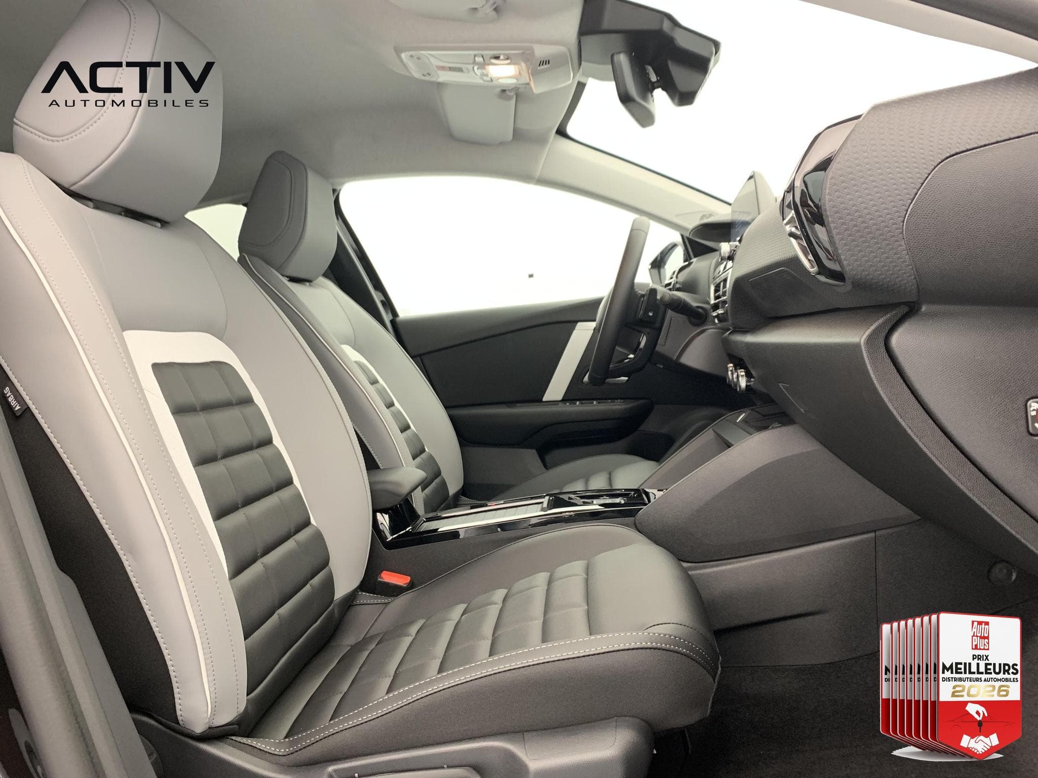 Citroën C4 PureTech 130 EAT8 Max (2025) - Foto 9